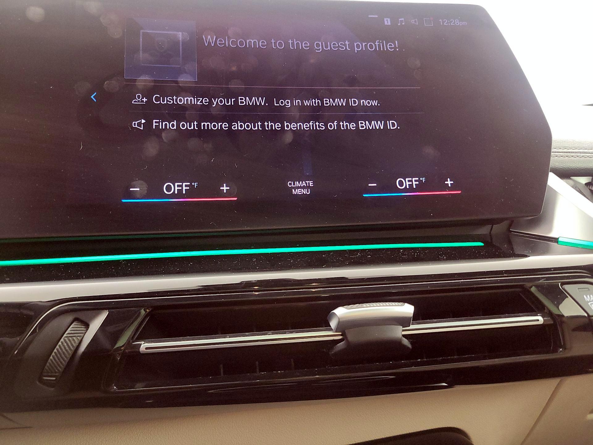 Thumbnail: 2023 BMW X1 - 17