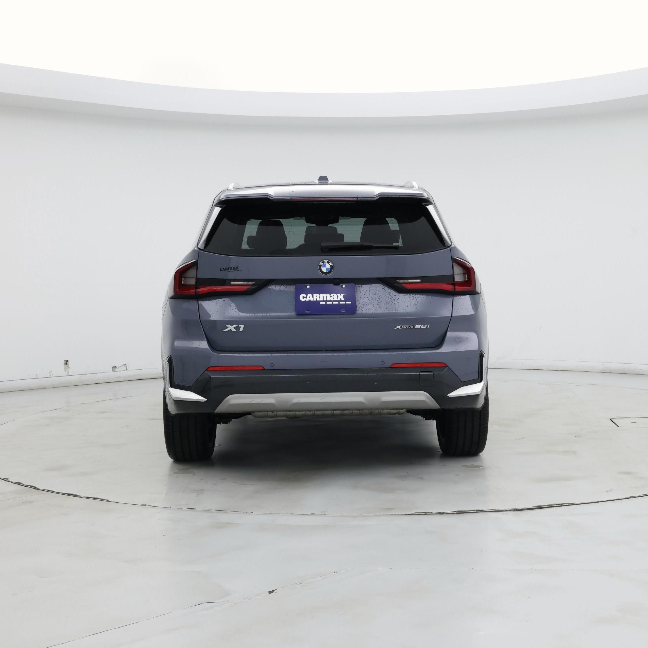 Thumbnail: 2023 BMW X1 - 6