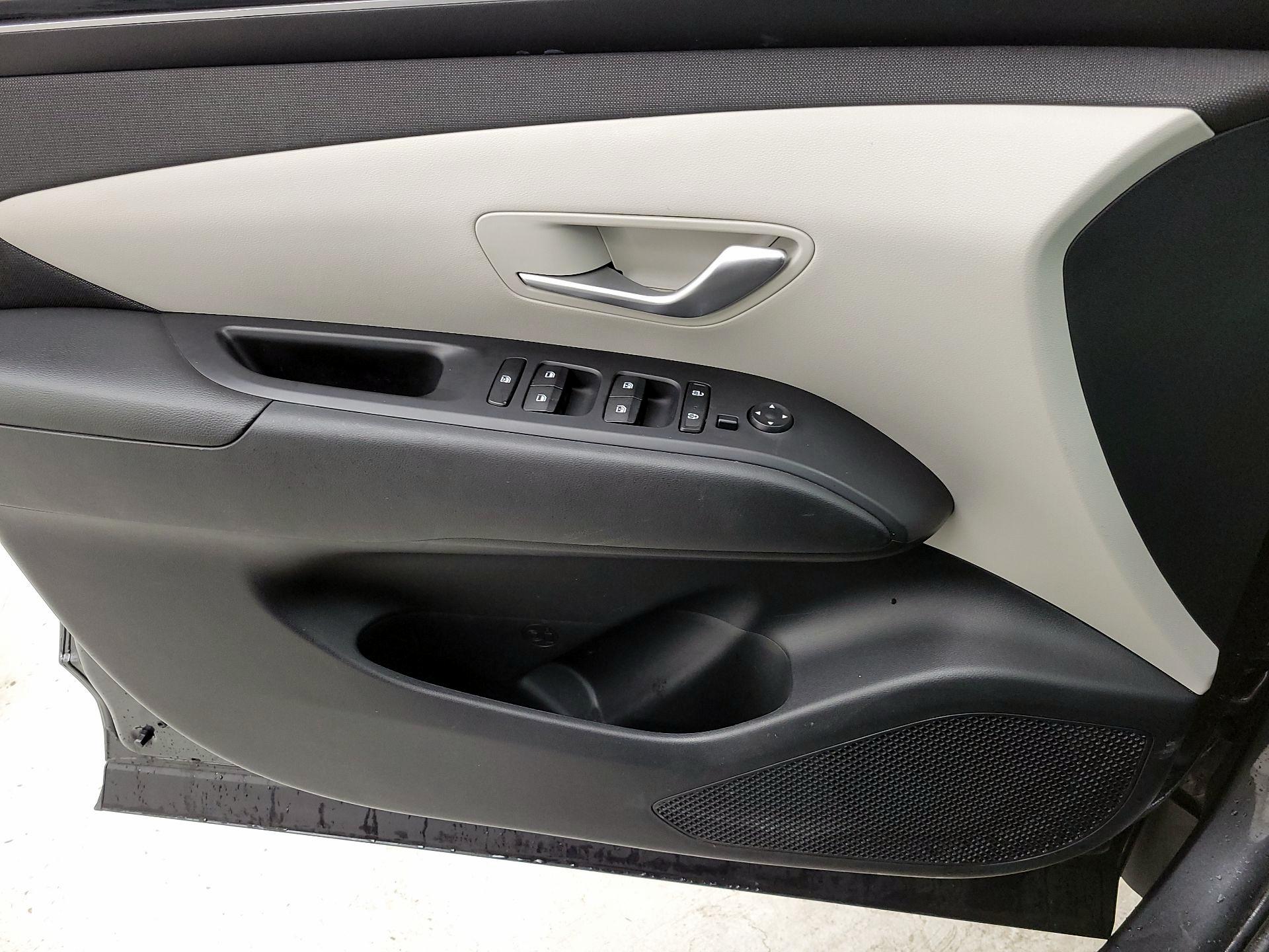 Thumbnail: 2023 Hyundai Tucson - 12