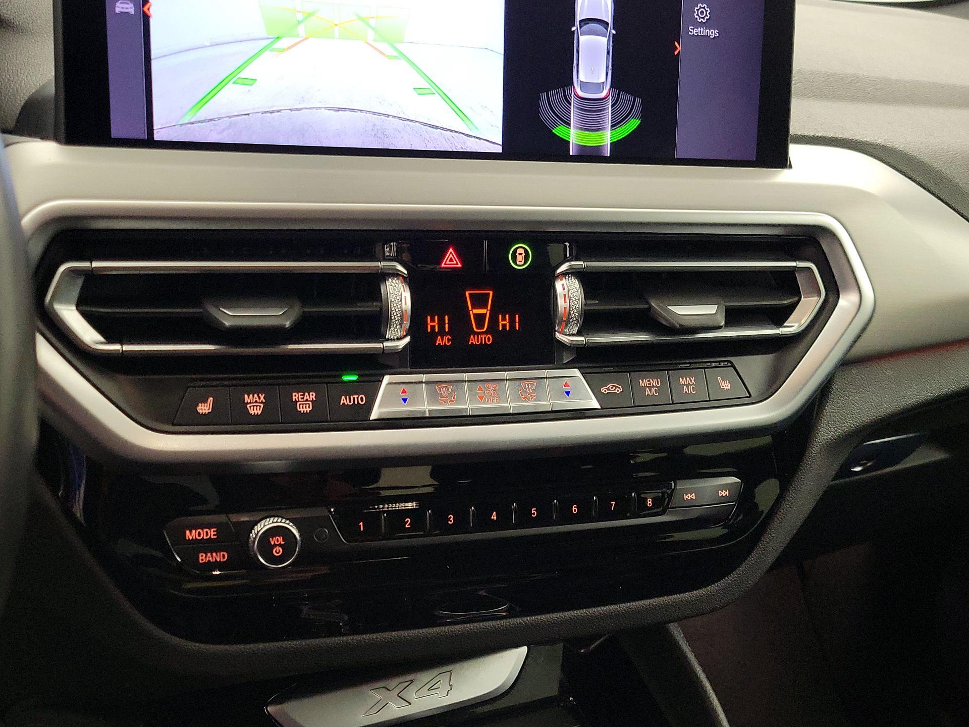 Thumbnail: 2022 BMW X4 - 16