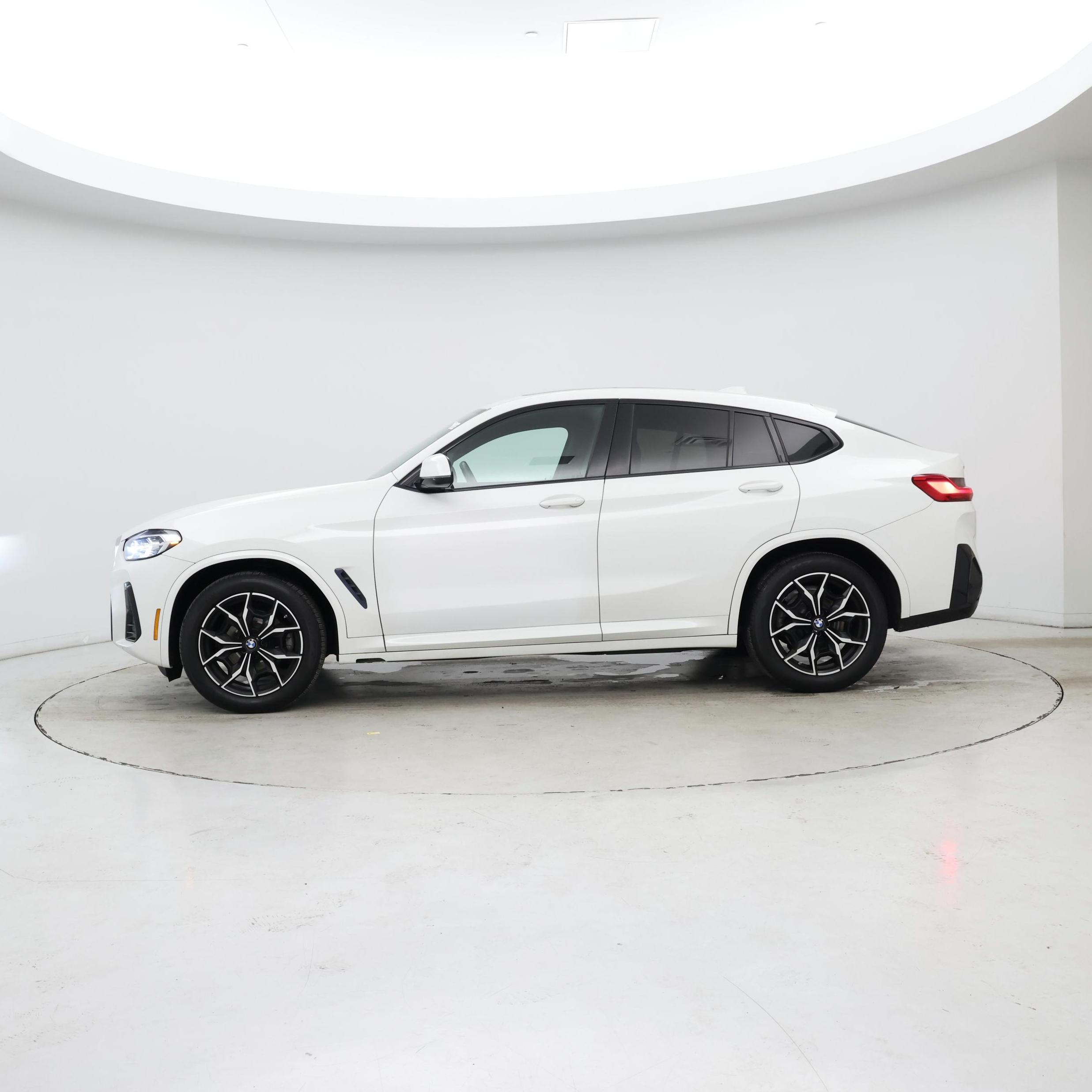 Thumbnail: 2022 BMW X4 - 3