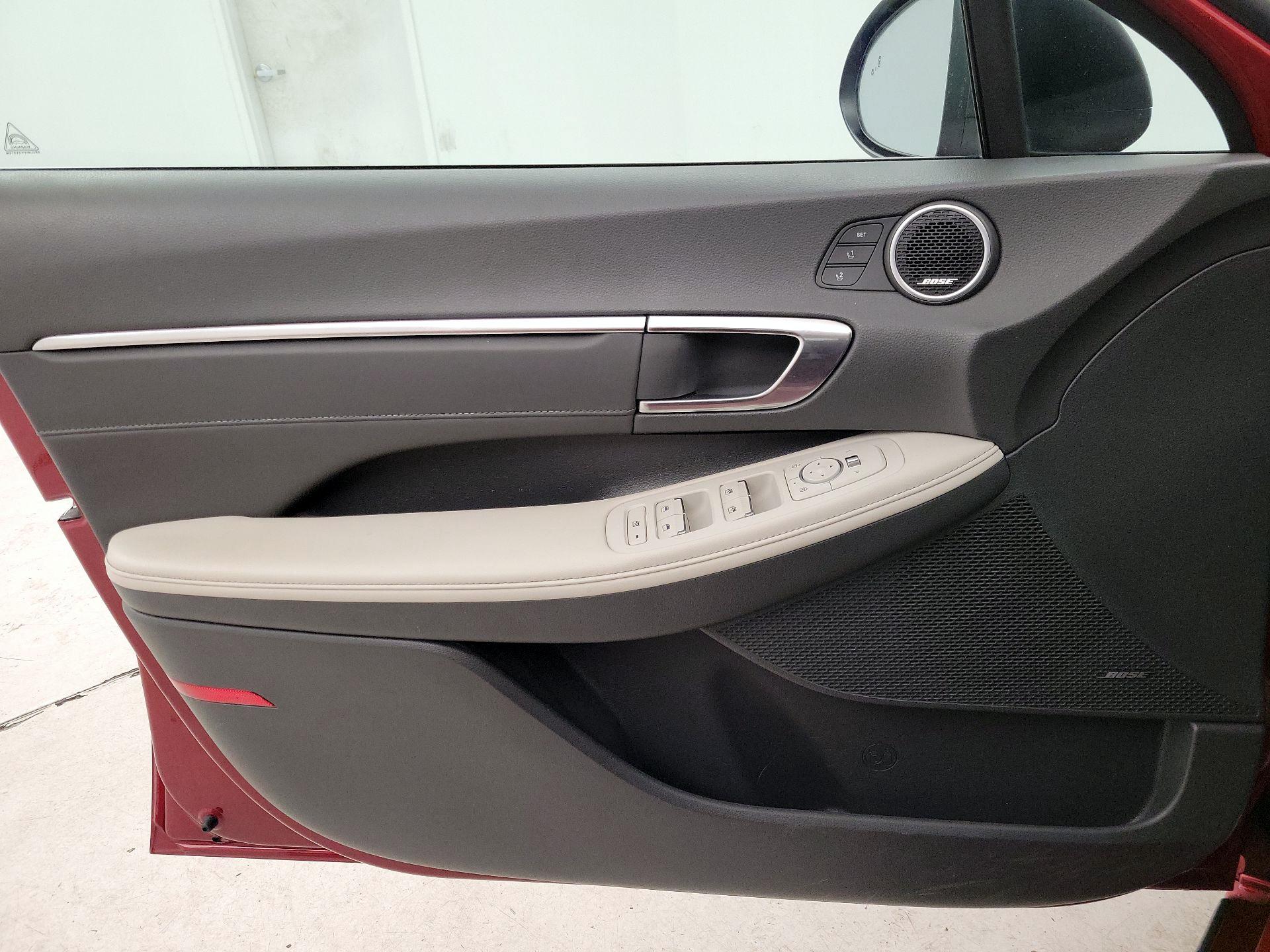 Thumbnail: 2023 Hyundai Sonata - 12