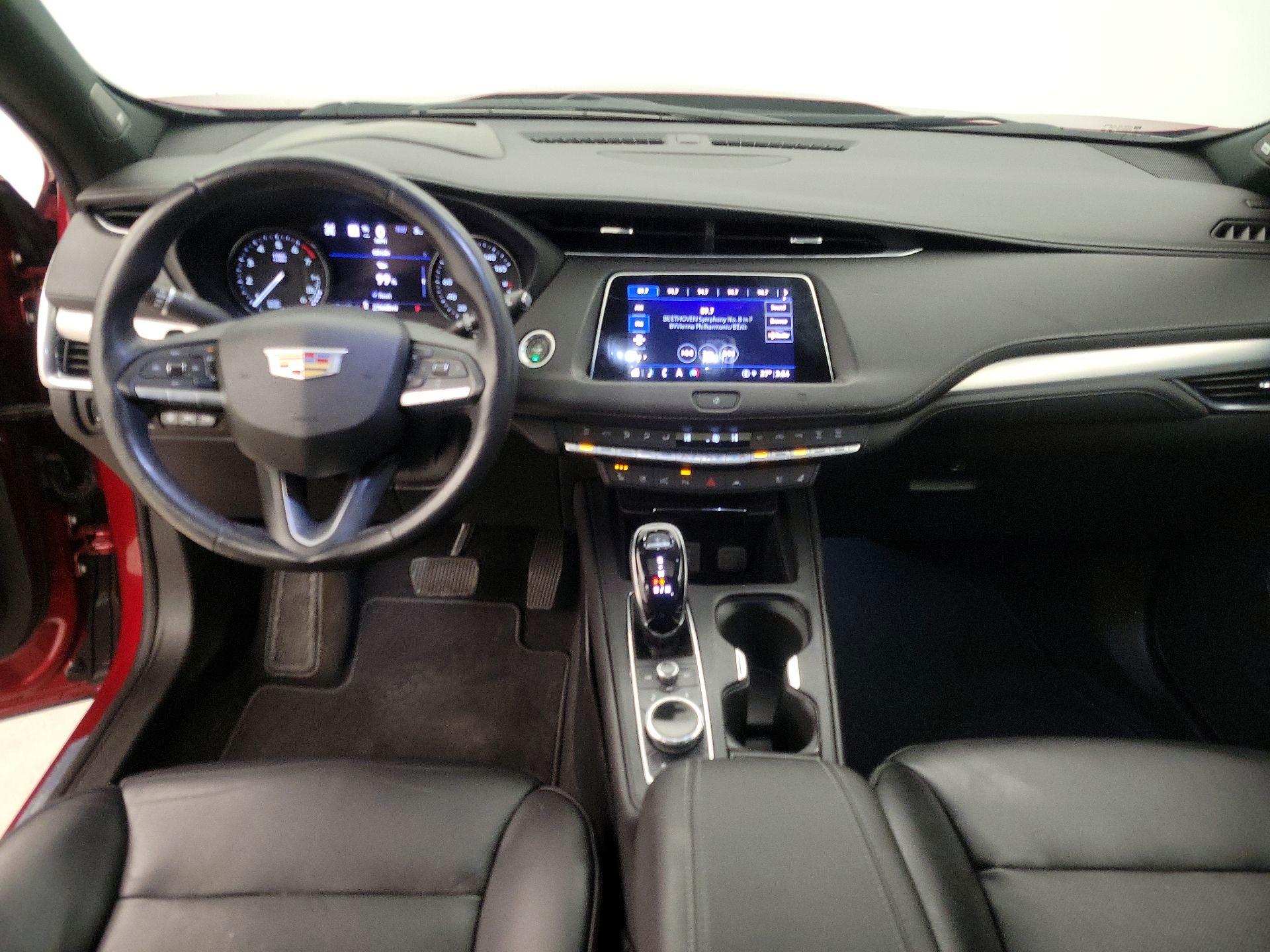 Thumbnail: 2021 Cadillac XT4 - 9