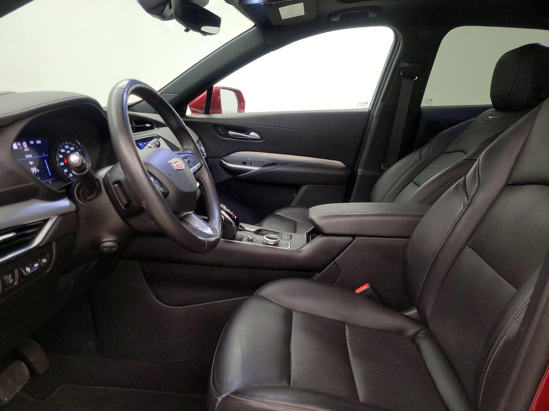 Thumbnail: 2021 Cadillac XT4 - 11