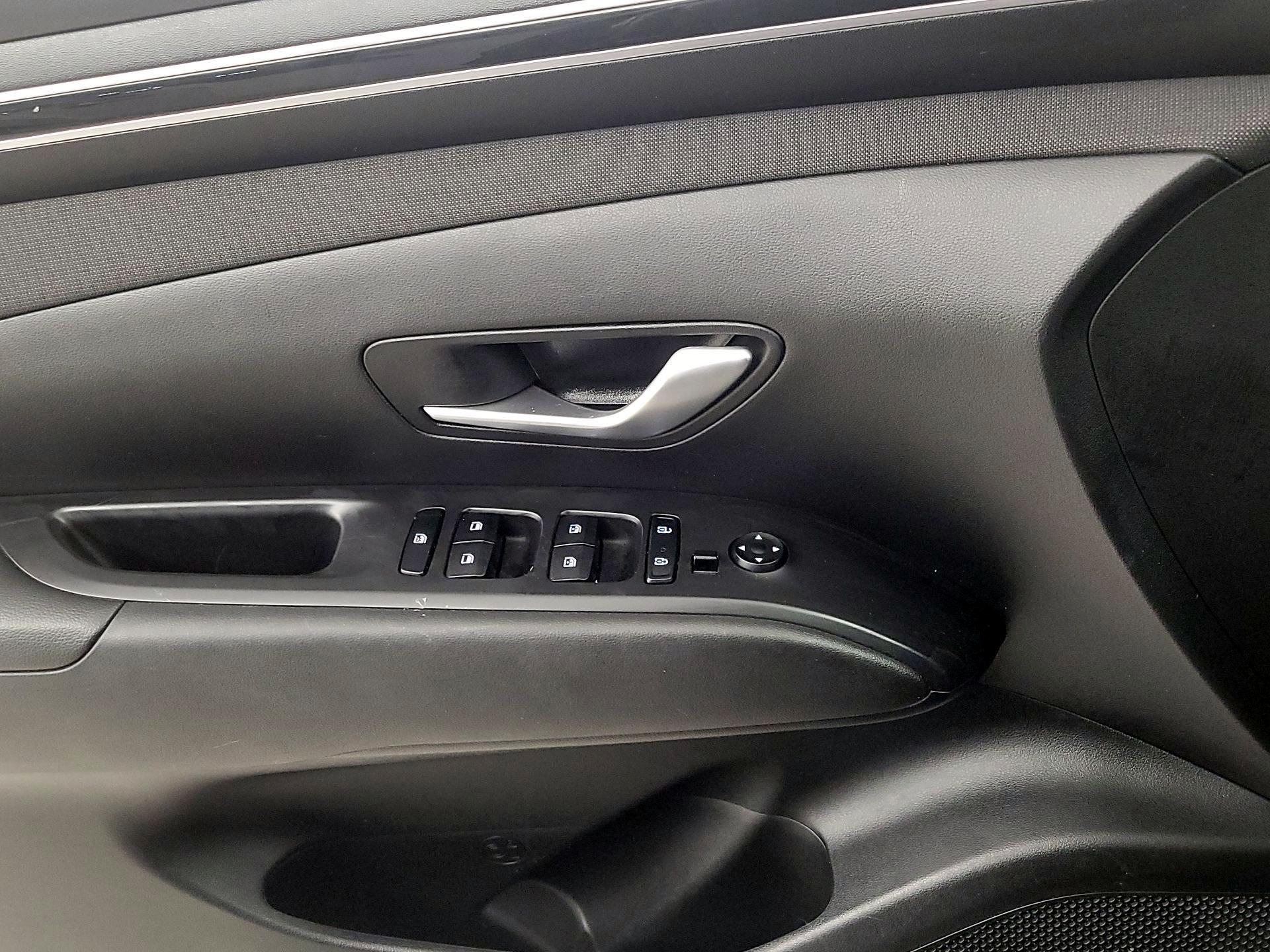 Thumbnail: 2023 Hyundai Tucson - 12