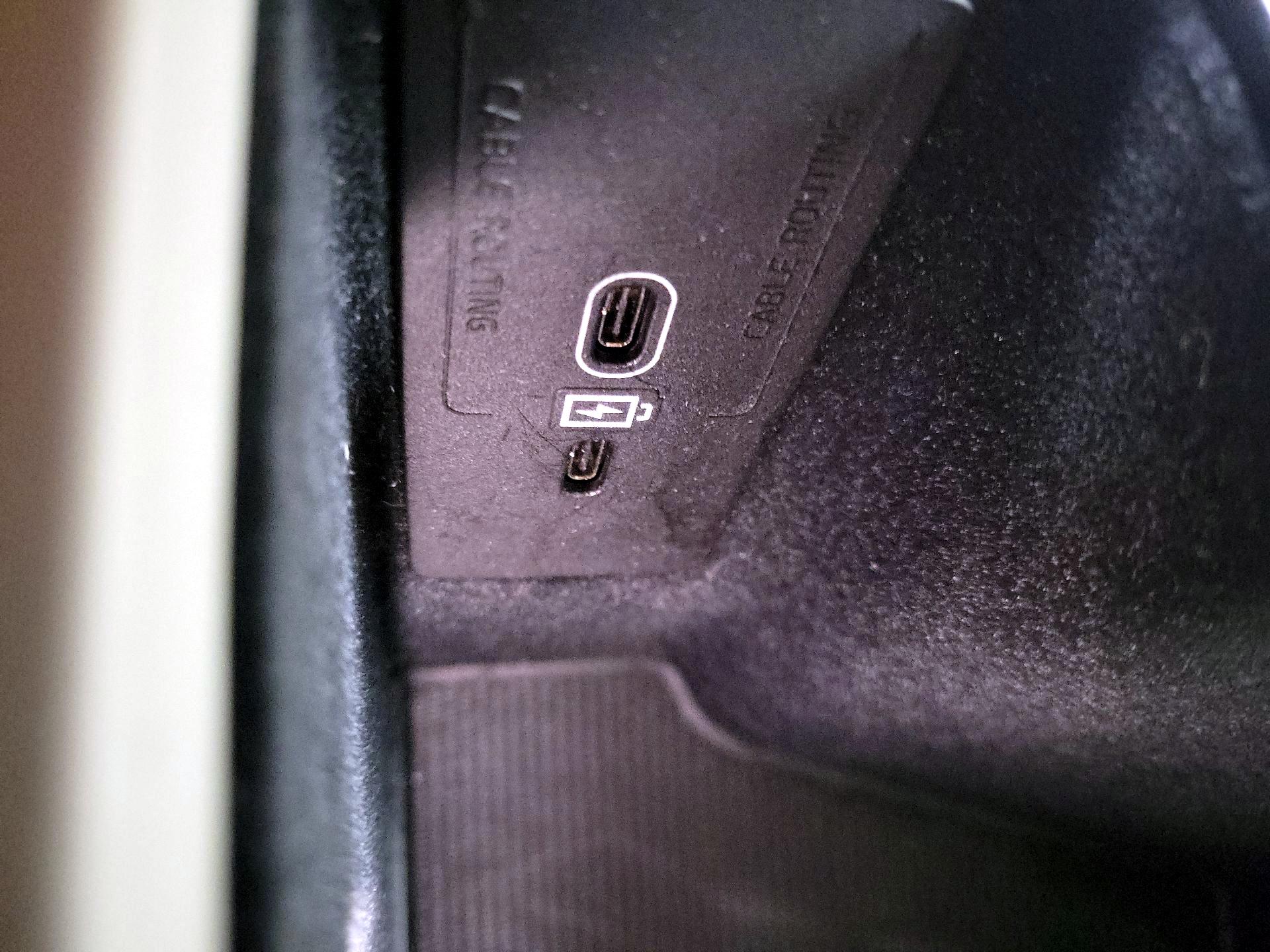 Thumbnail: 2022 Volvo XC60 - 19