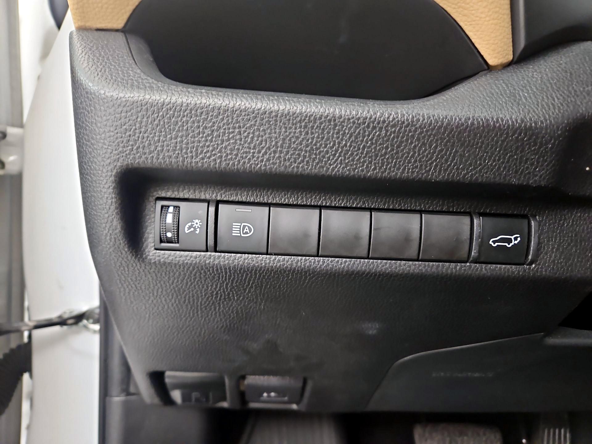 Thumbnail: 2023 Toyota RAV4 - 13