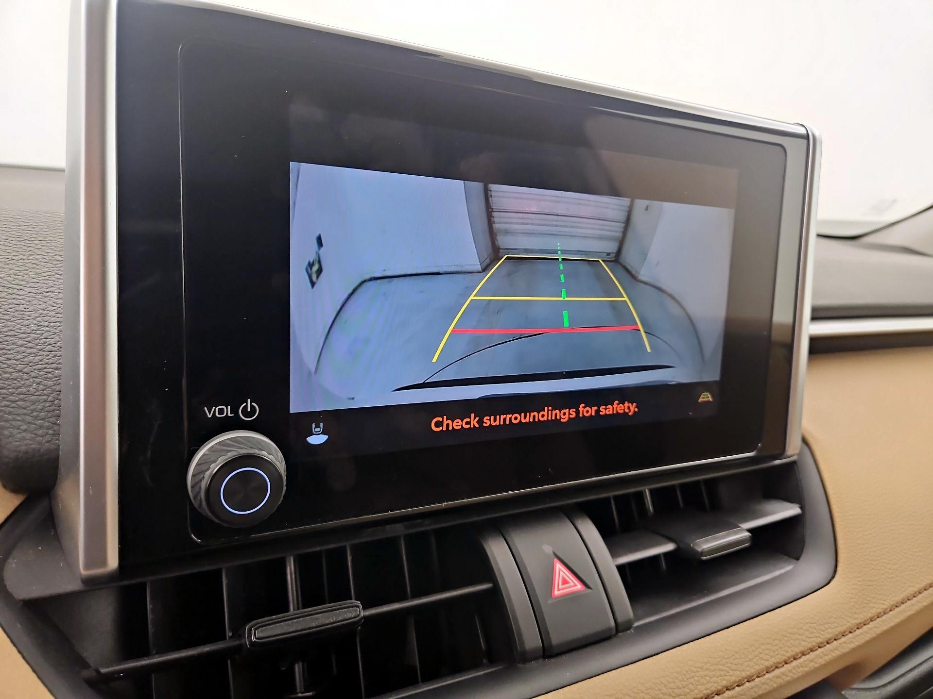 Thumbnail: 2023 Toyota RAV4 - 14