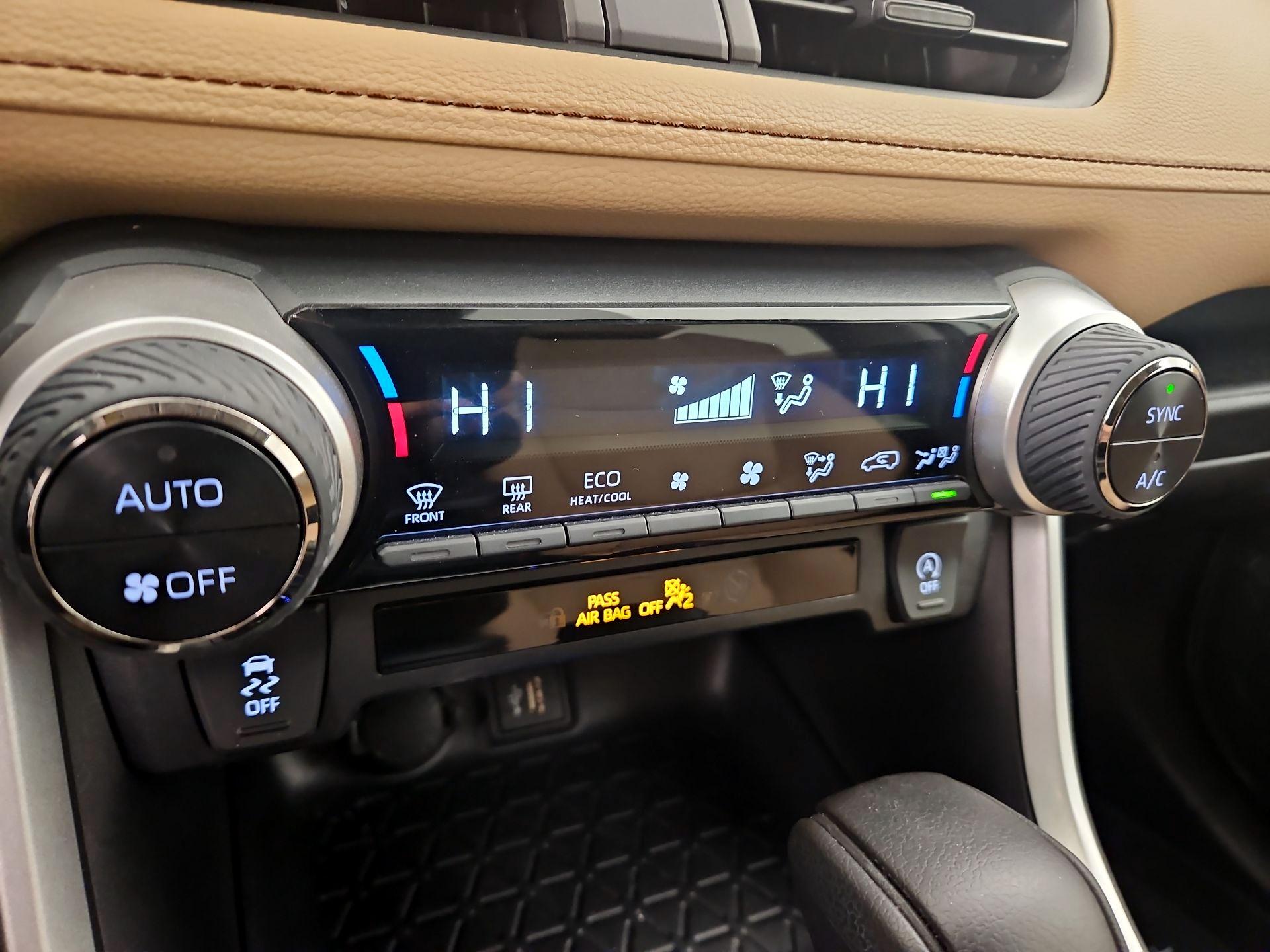 Thumbnail: 2023 Toyota RAV4 - 16