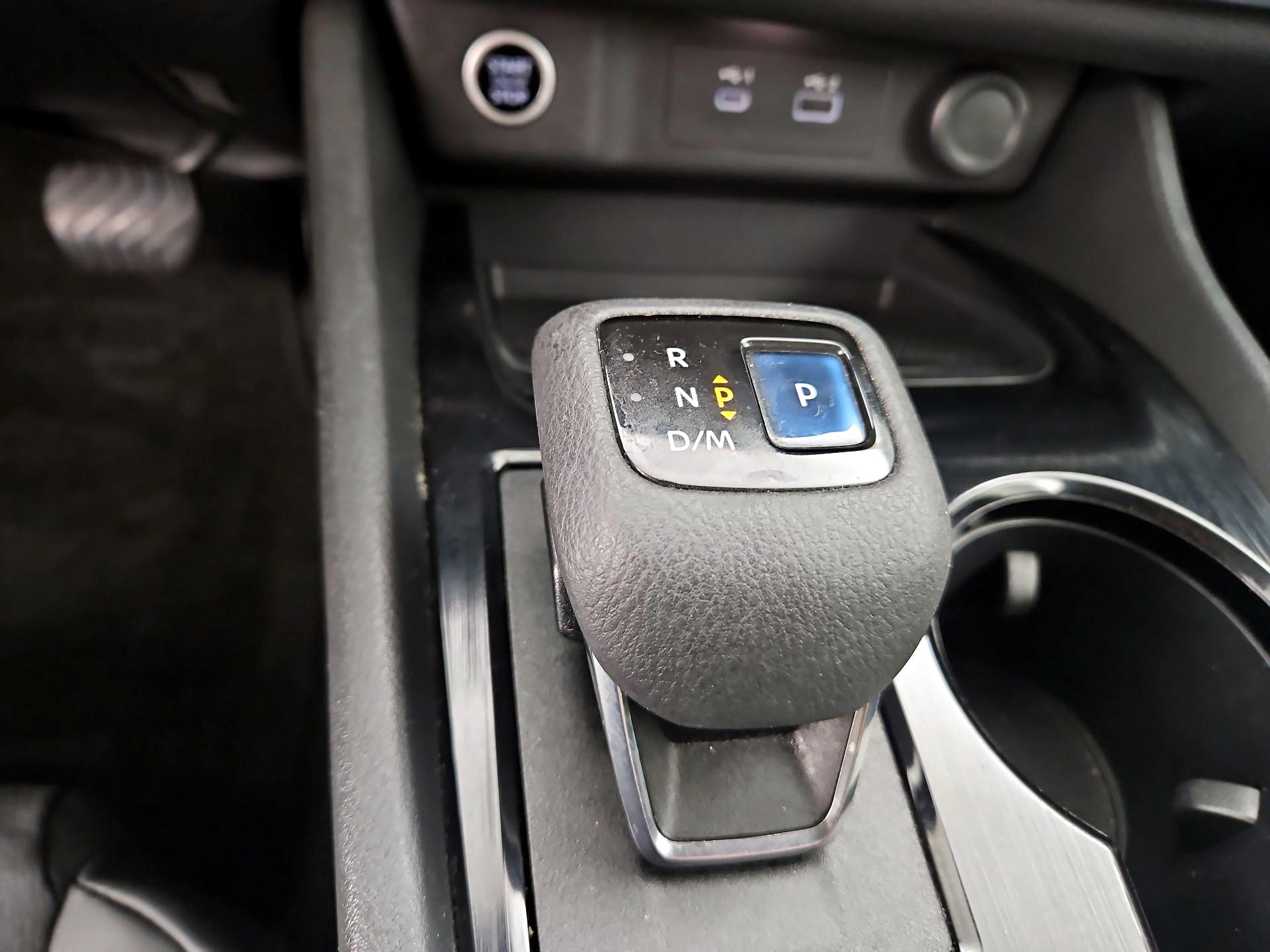 Thumbnail: 2021 Nissan Rogue - 17