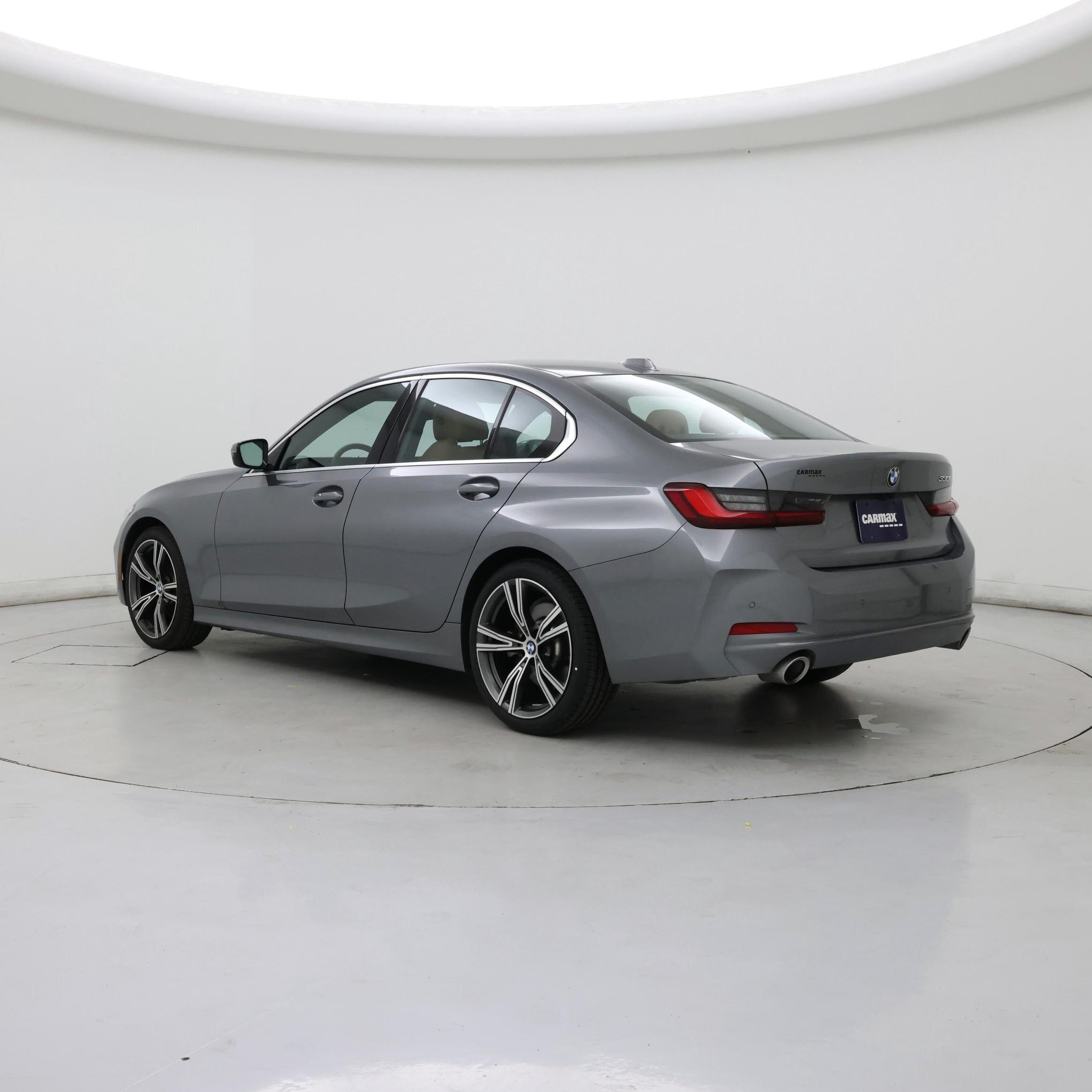 Thumbnail: 2024 BMW 3 Series - 2