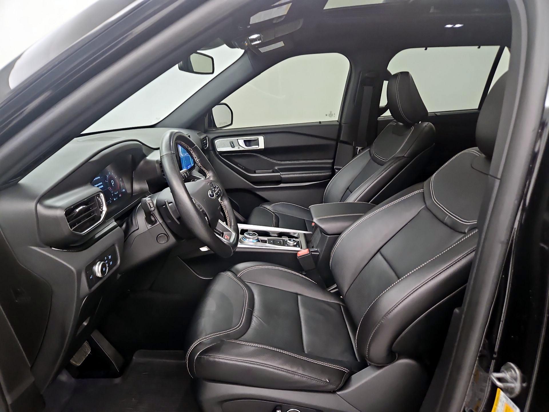 Thumbnail: 2020 Ford Explorer - 11