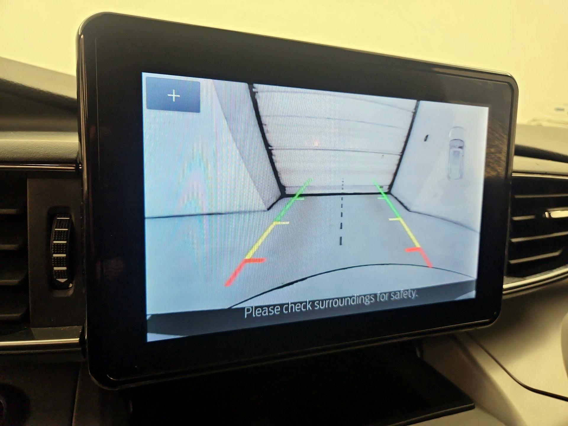 Thumbnail: 2022 Ford Explorer - 15