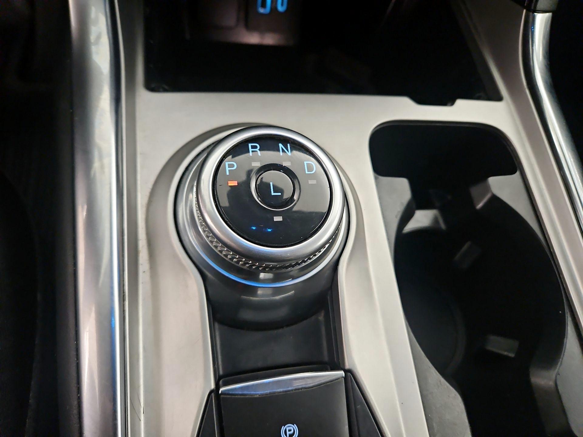 Thumbnail: 2022 Ford Explorer - 18