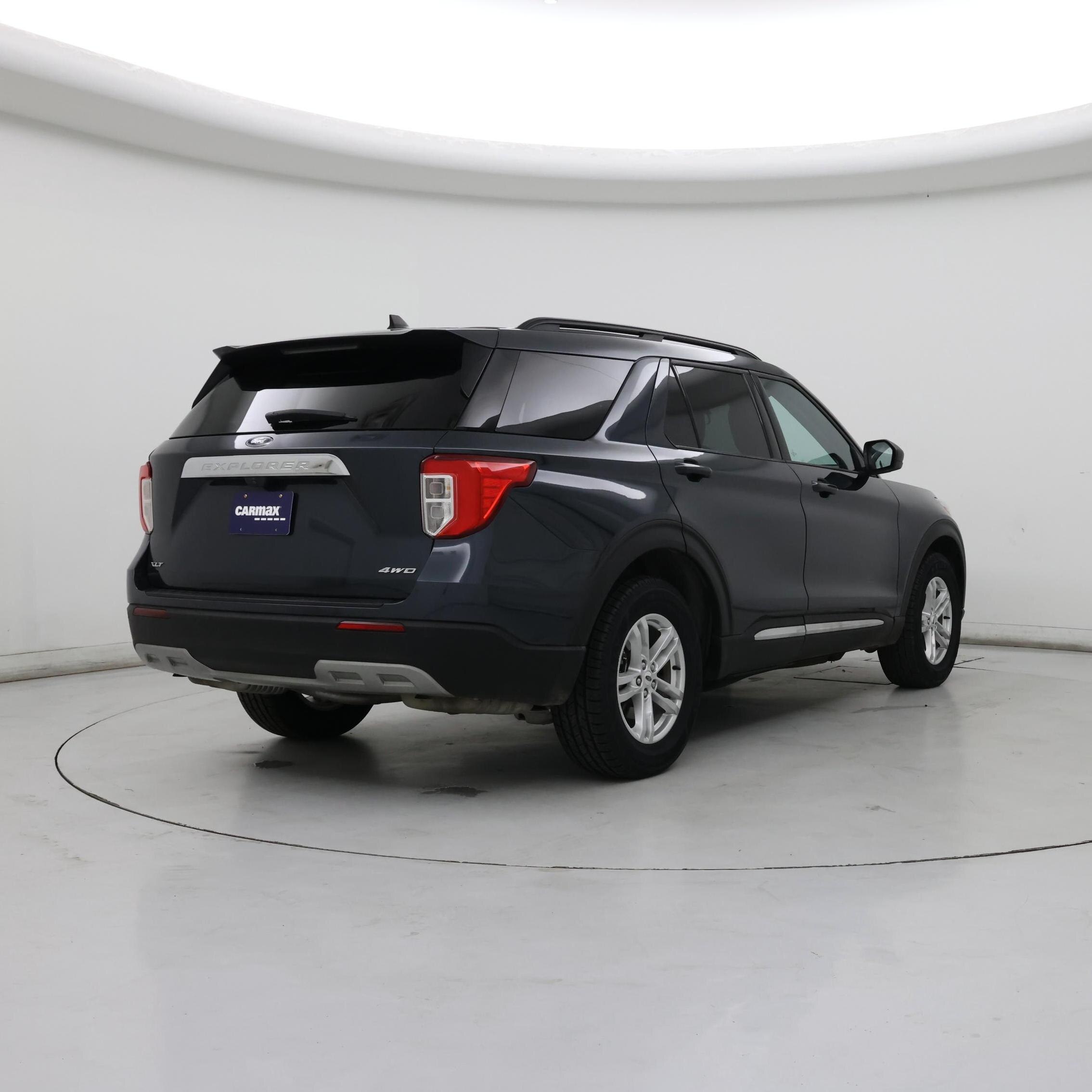 Thumbnail: 2022 Ford Explorer - 8