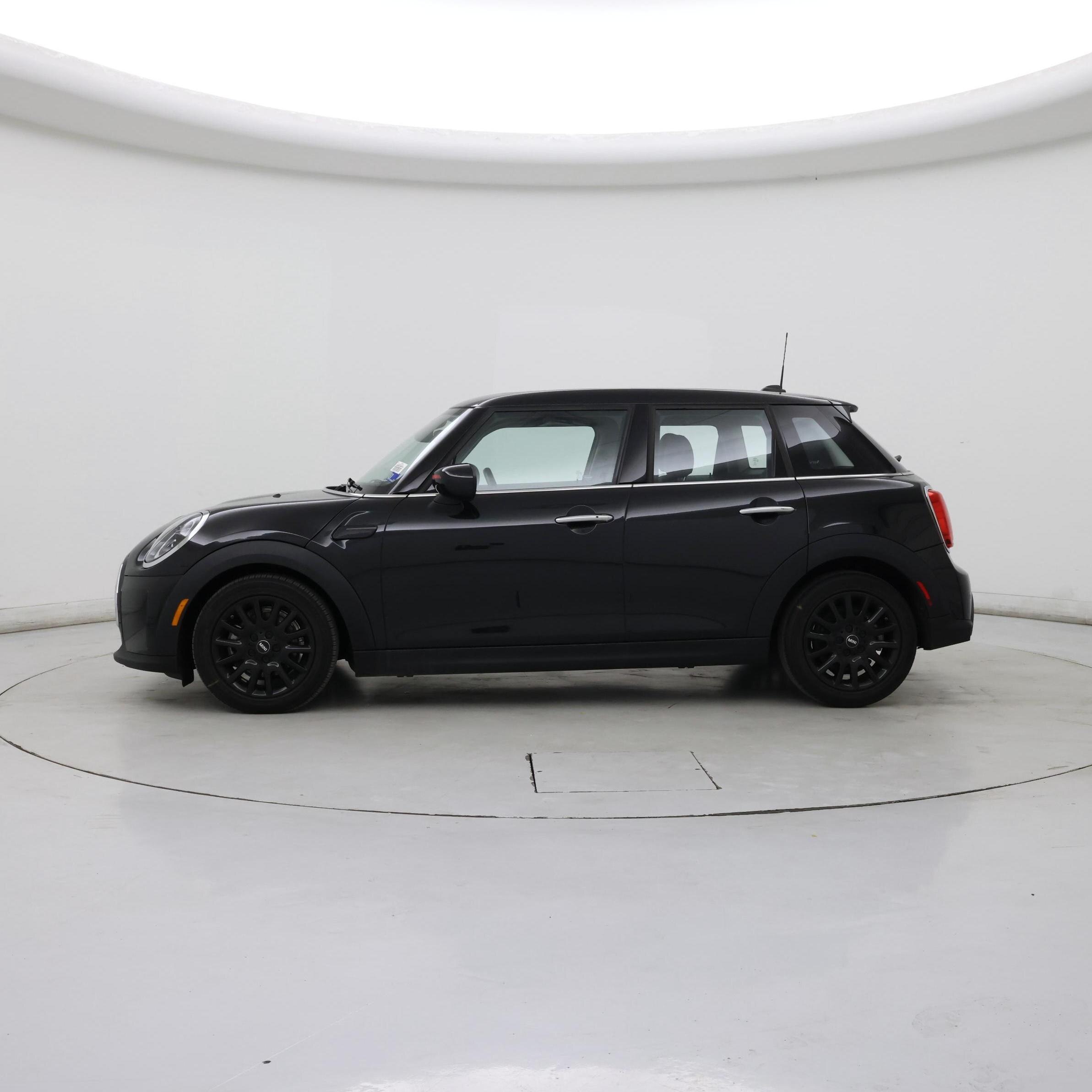 Thumbnail: 2023 MINI Cooper Hardtop - 3