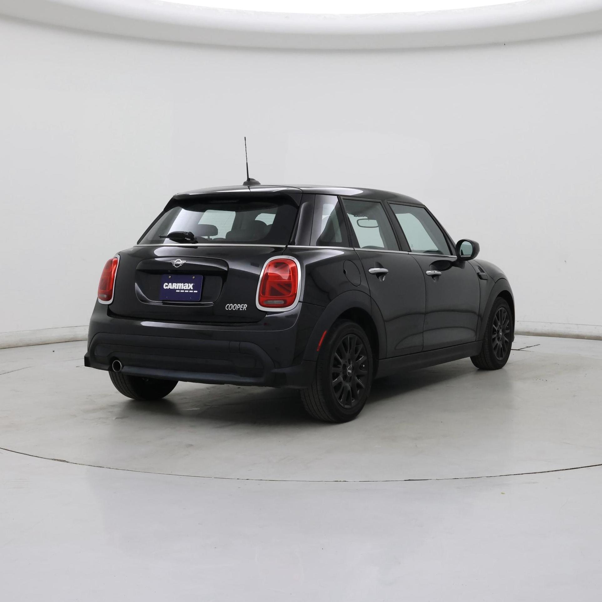 Thumbnail: 2023 MINI Cooper Hardtop - 8