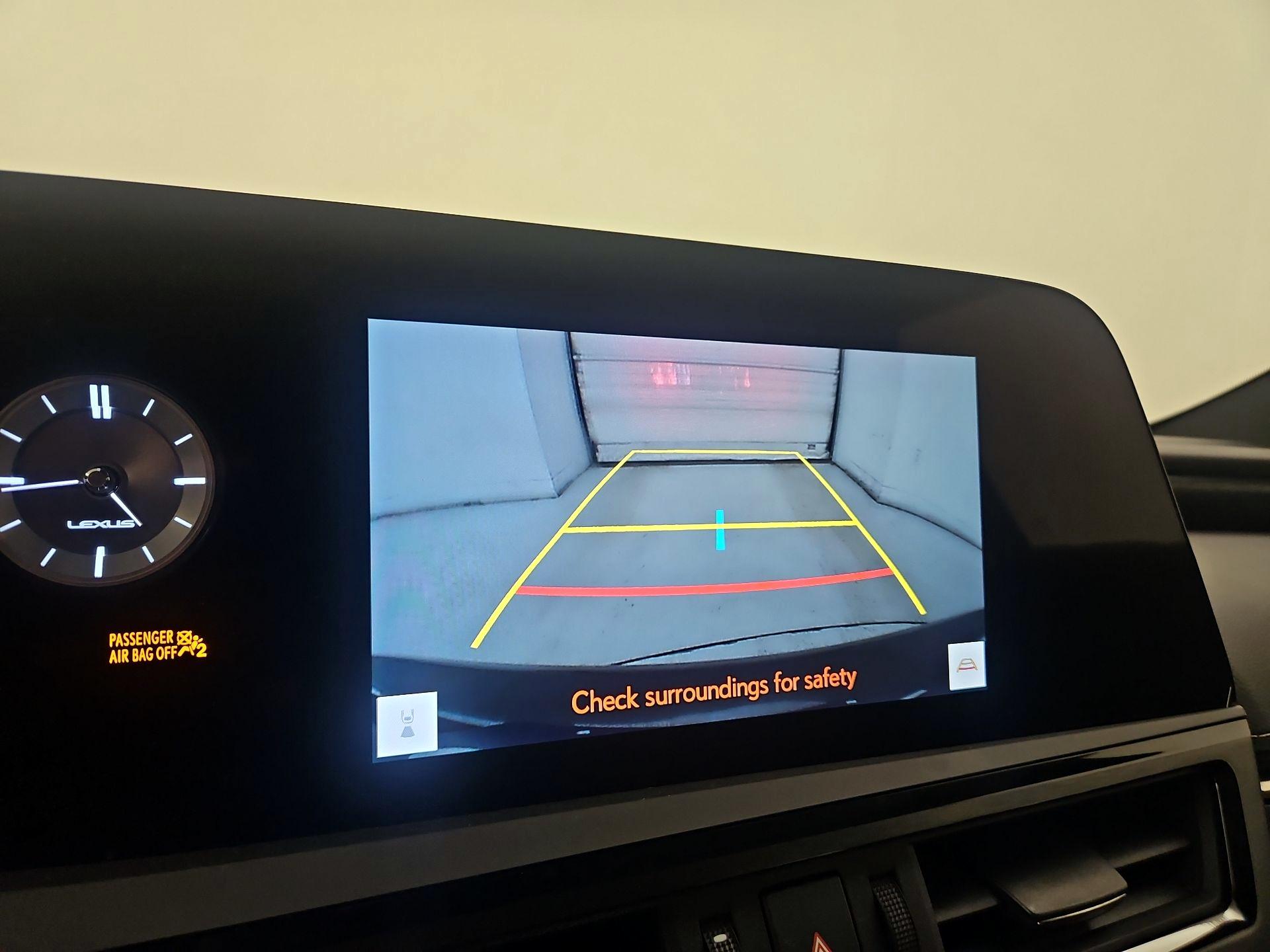 Thumbnail: 2023 Lexus ES - 13