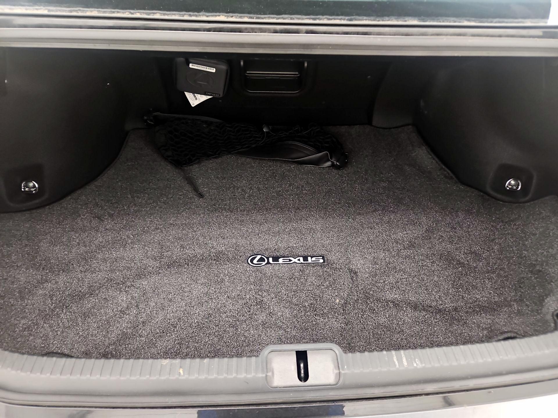 Thumbnail: 2023 Lexus ES - 20