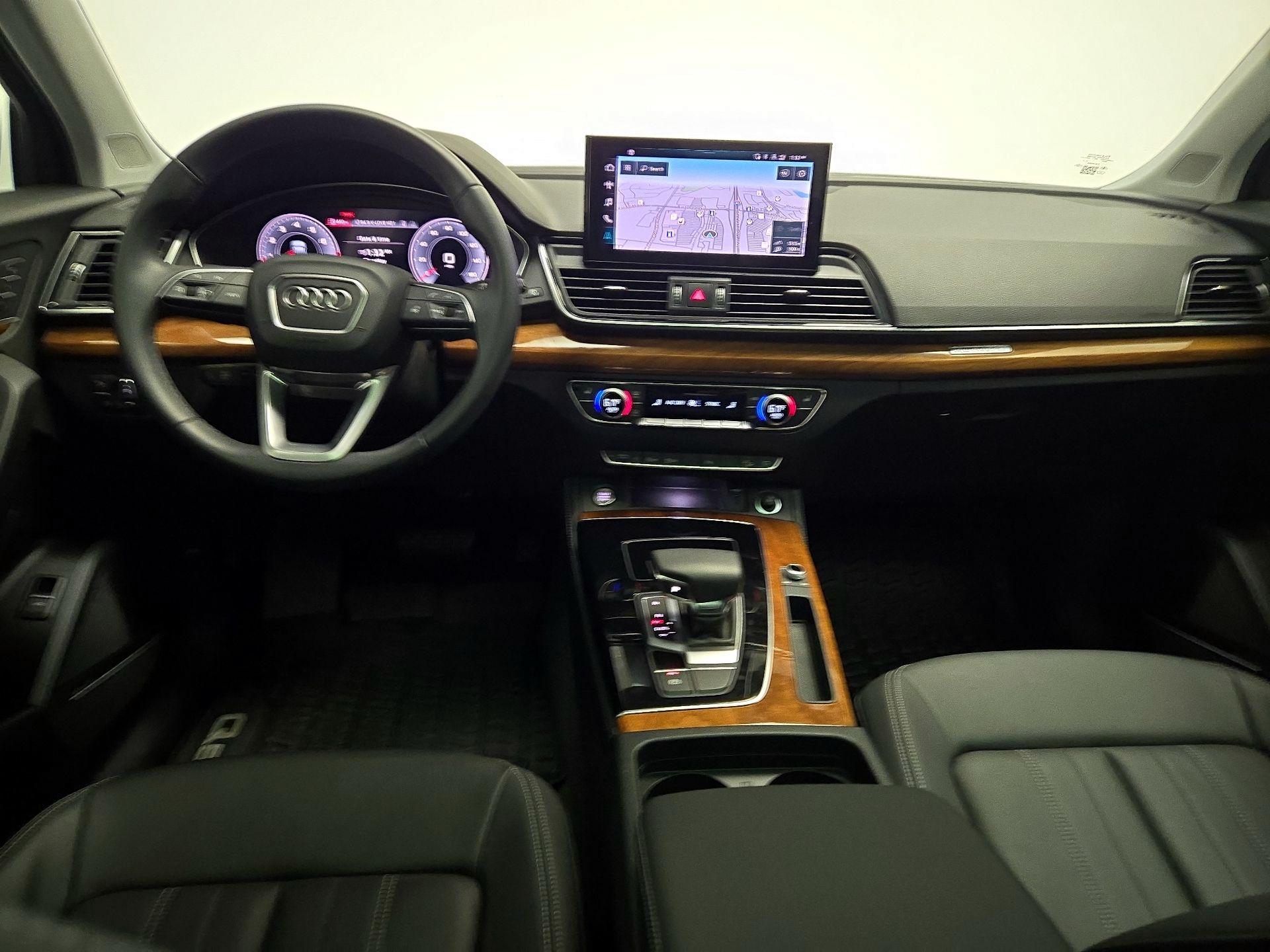 Thumbnail: 2023 Audi Q5 - 9