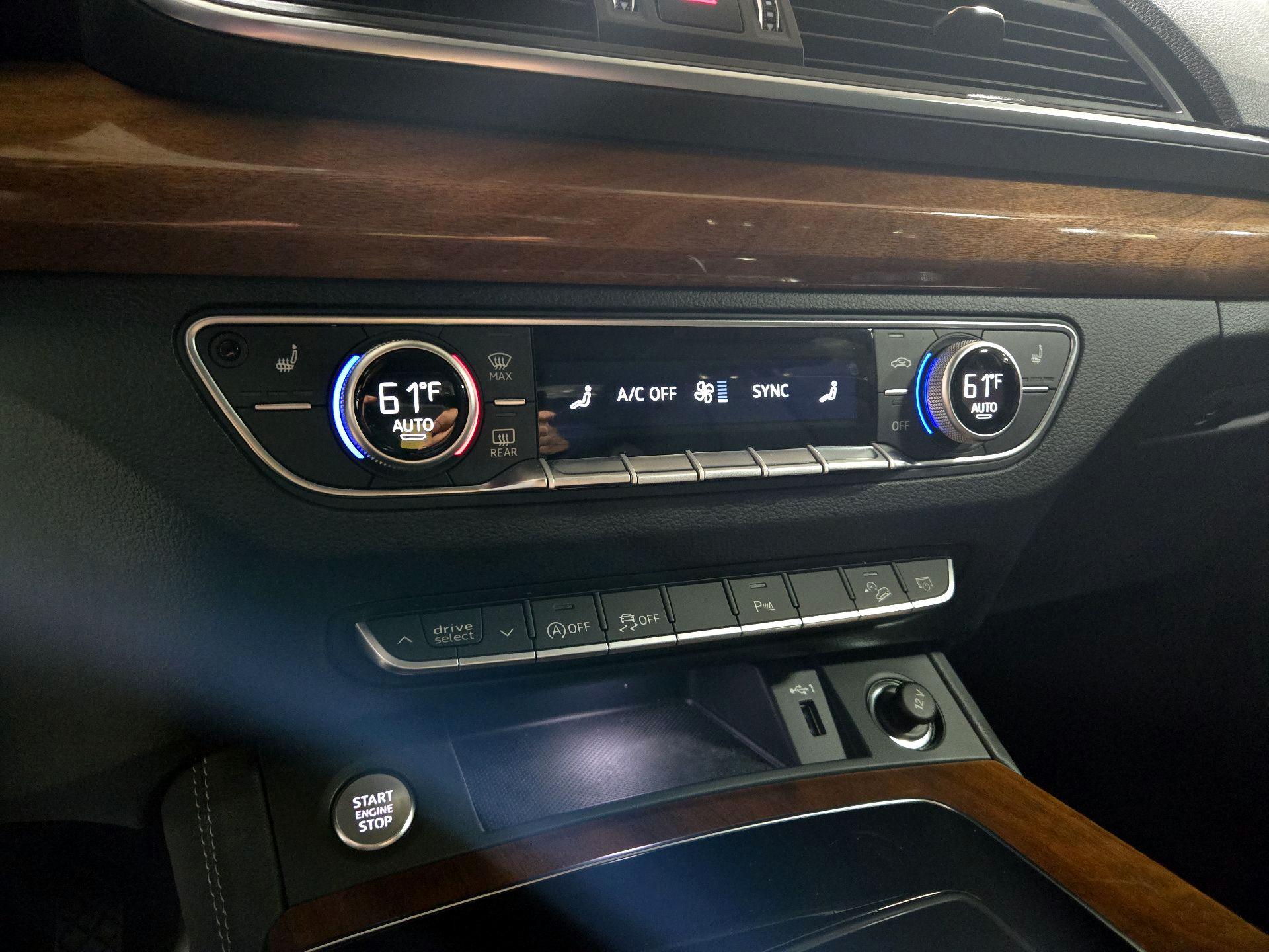 Thumbnail: 2023 Audi Q5 - 16