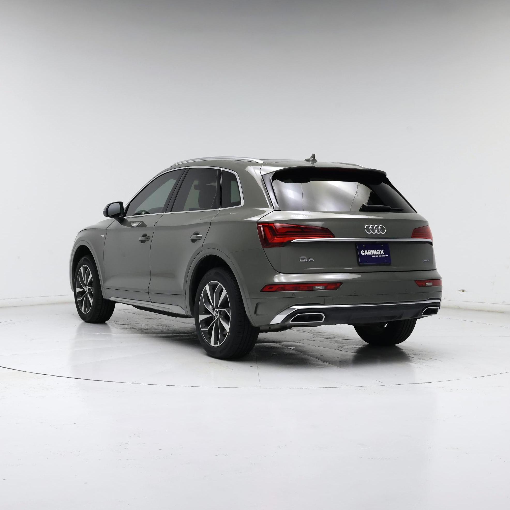 Thumbnail: 2023 Audi Q5 - 2