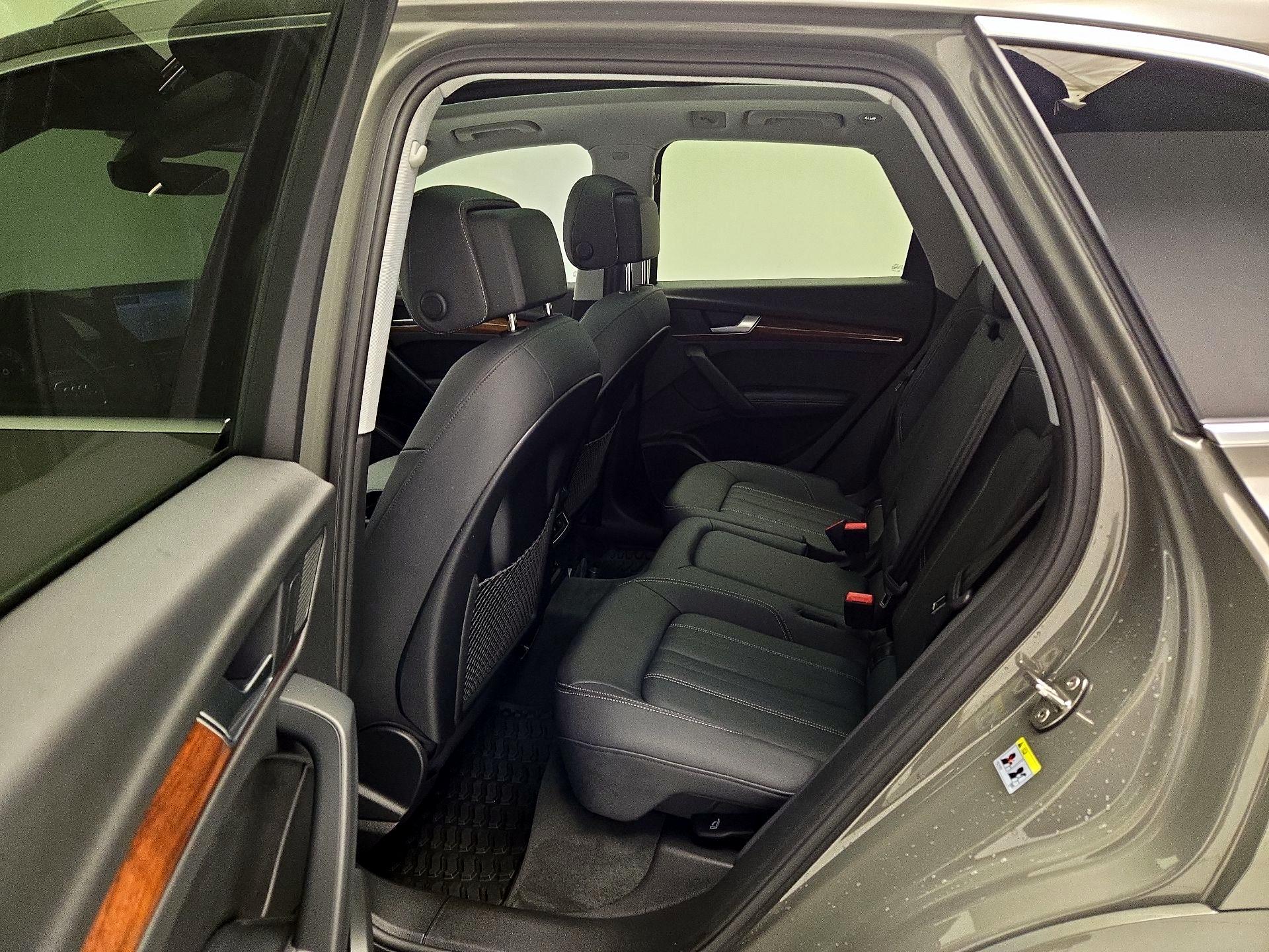 Thumbnail: 2023 Audi Q5 - 20