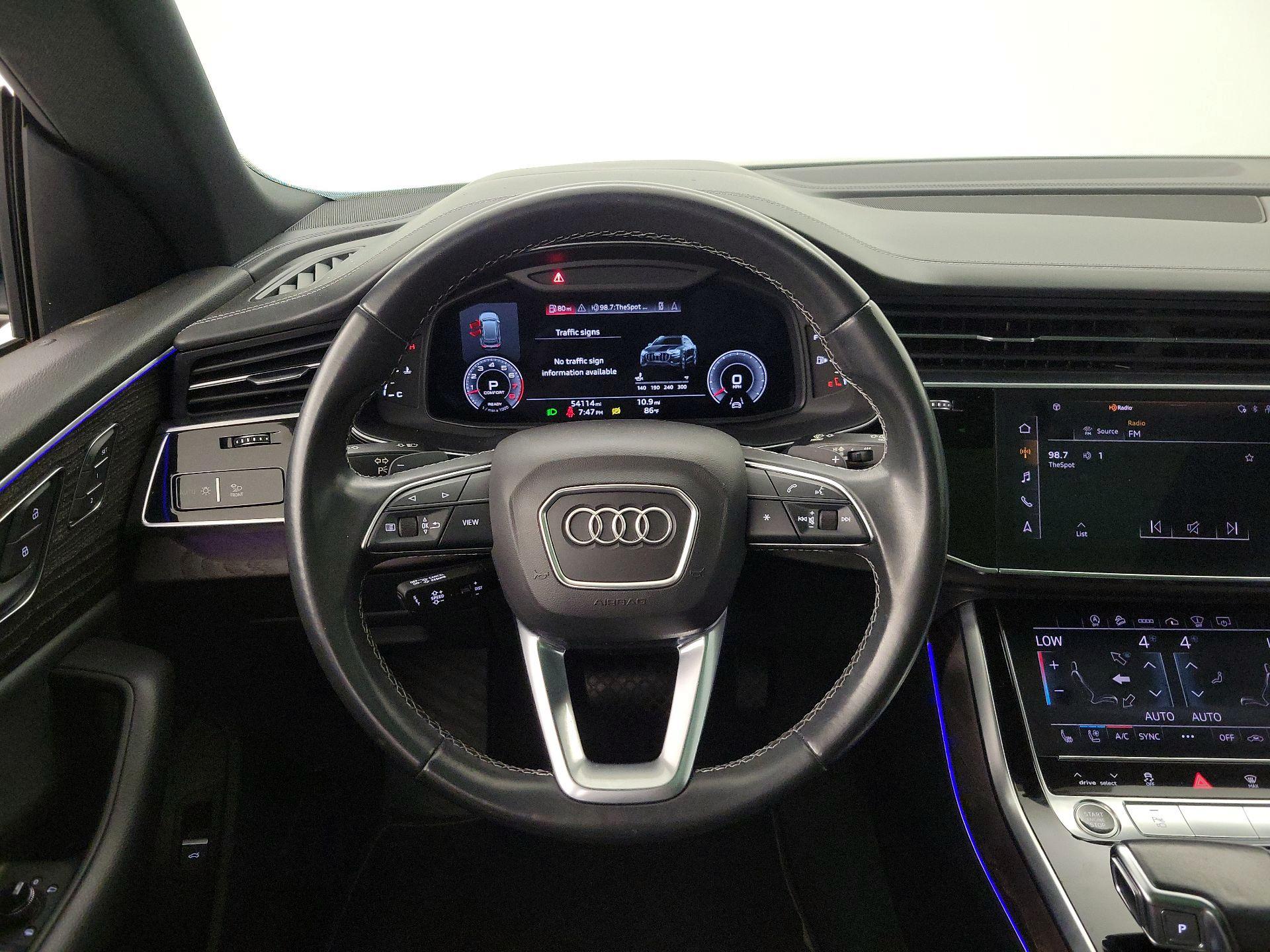 Thumbnail: 2021 Audi Q8 - 10