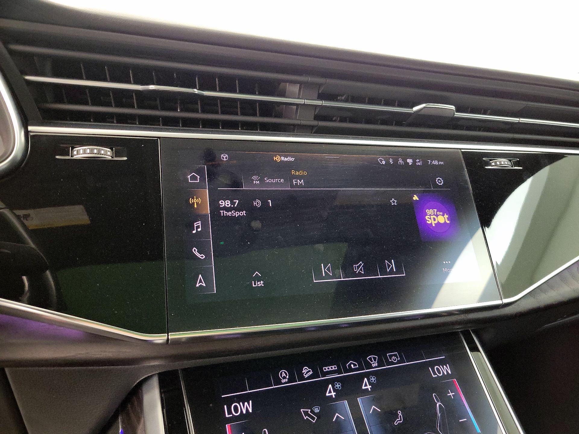 Thumbnail: 2021 Audi Q8 - 16