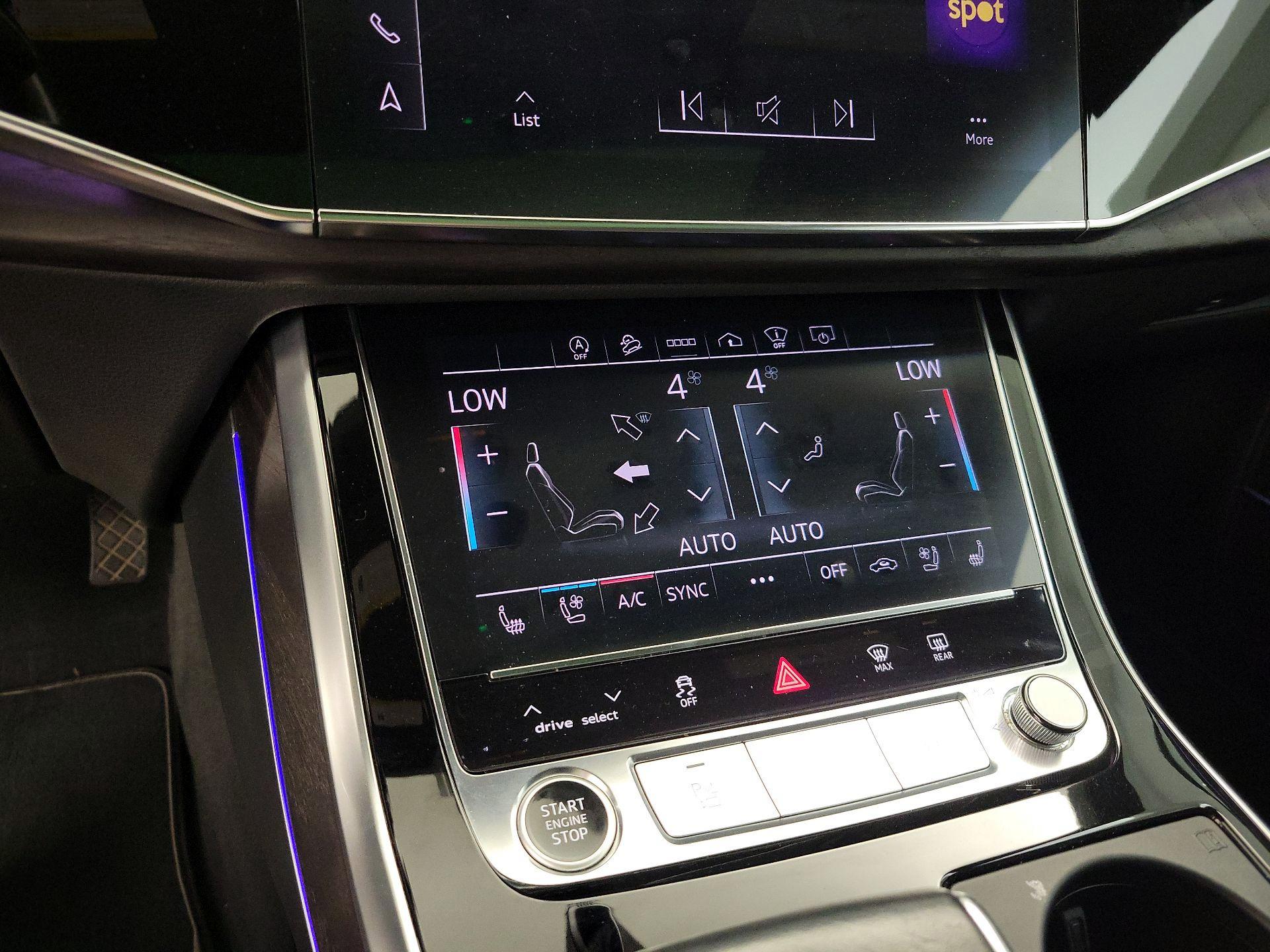 Thumbnail: 2021 Audi Q8 - 17