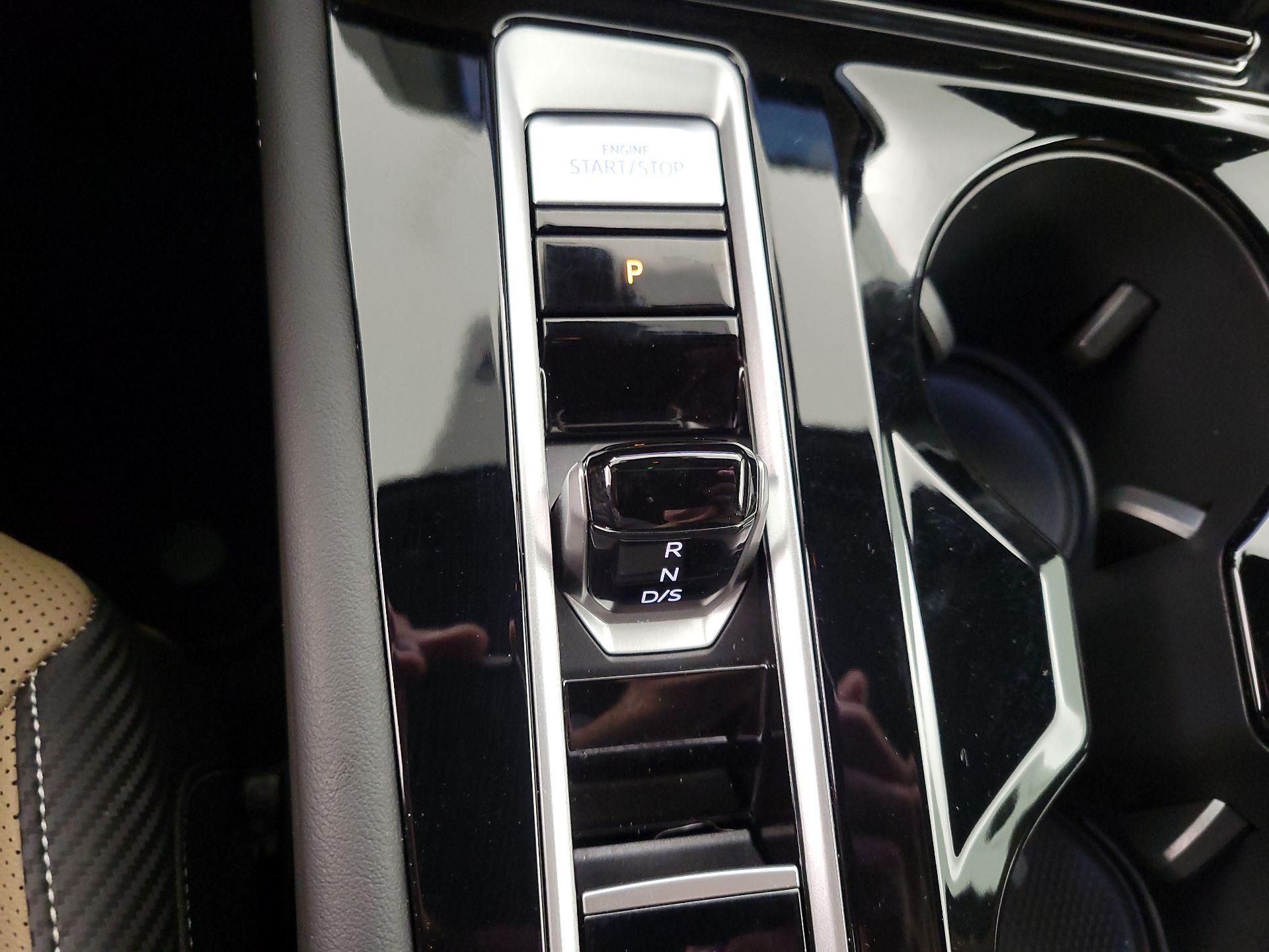 Thumbnail: 2024 Volkswagen Atlas - 17