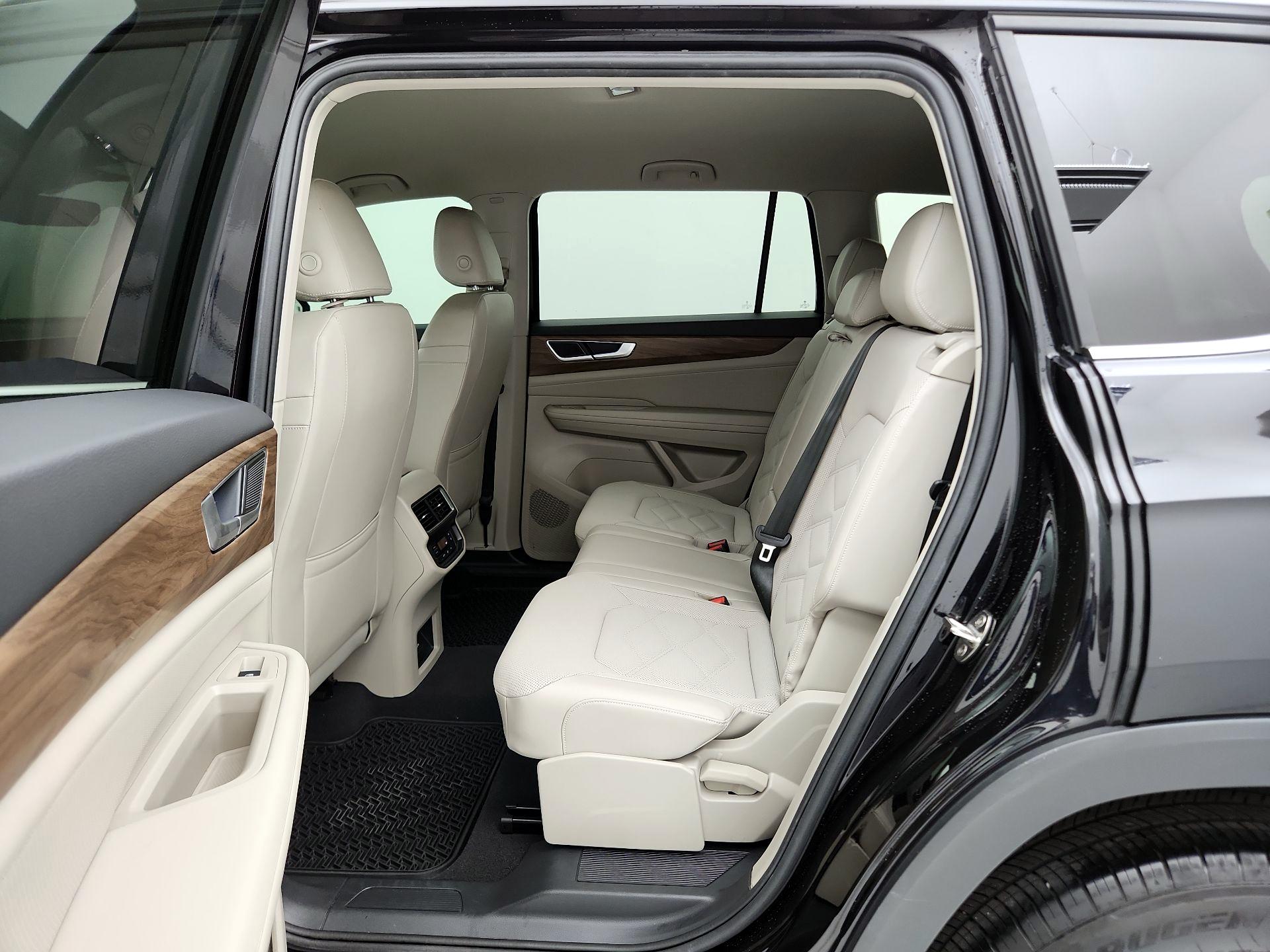 Thumbnail: 2024 Volkswagen Atlas - 19