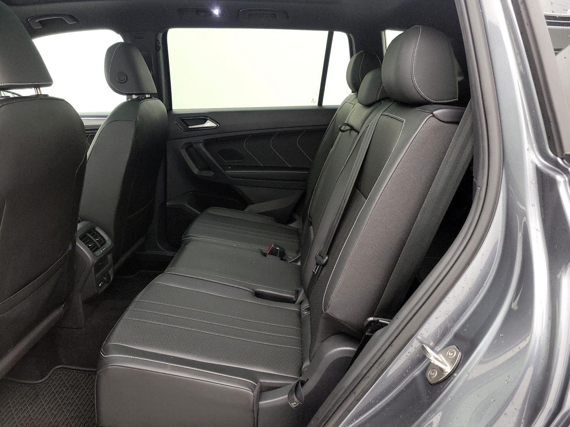 Thumbnail: 2023 Volkswagen Tiguan - 20