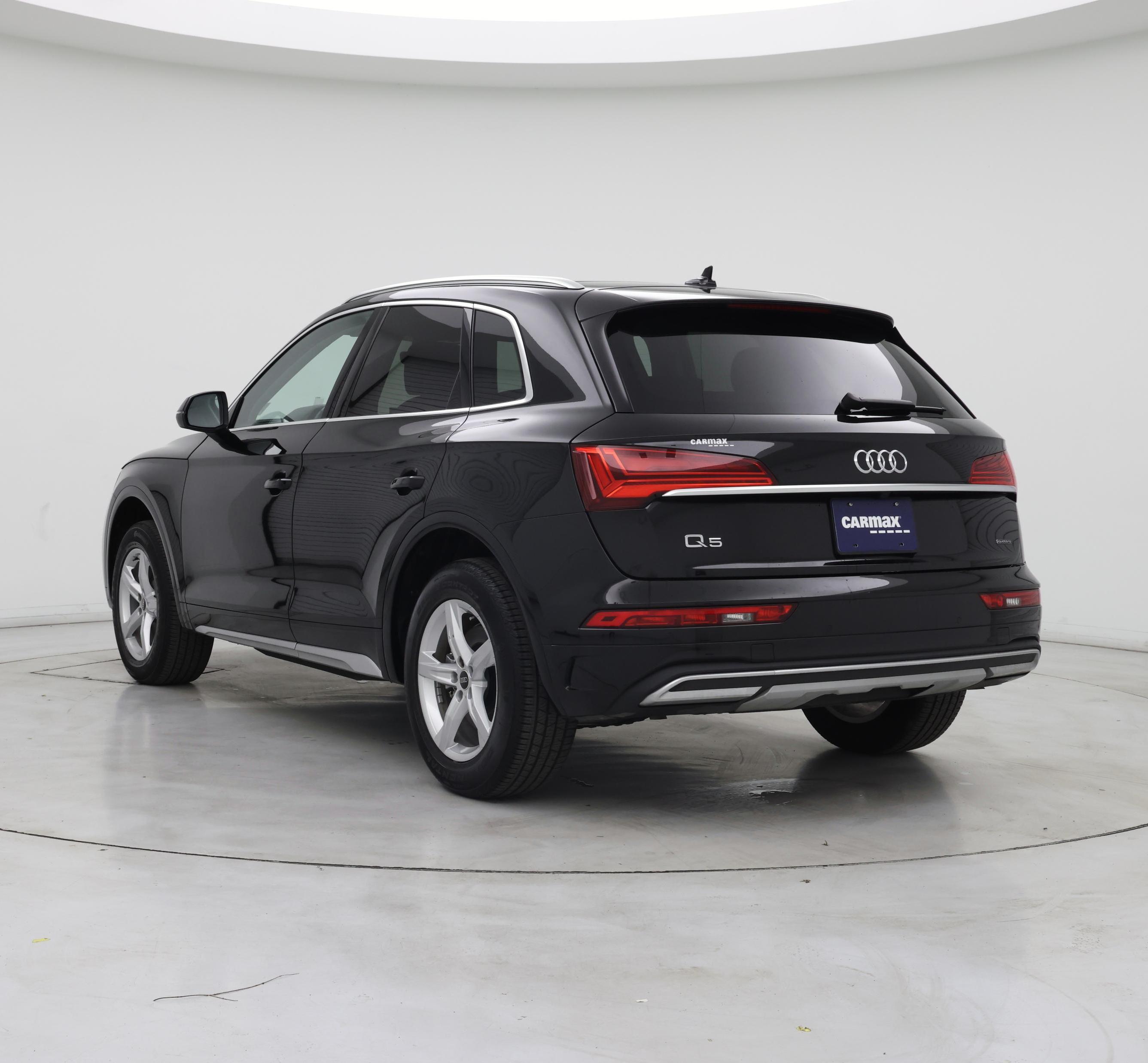 Thumbnail: 2023 Audi Q5 - 2