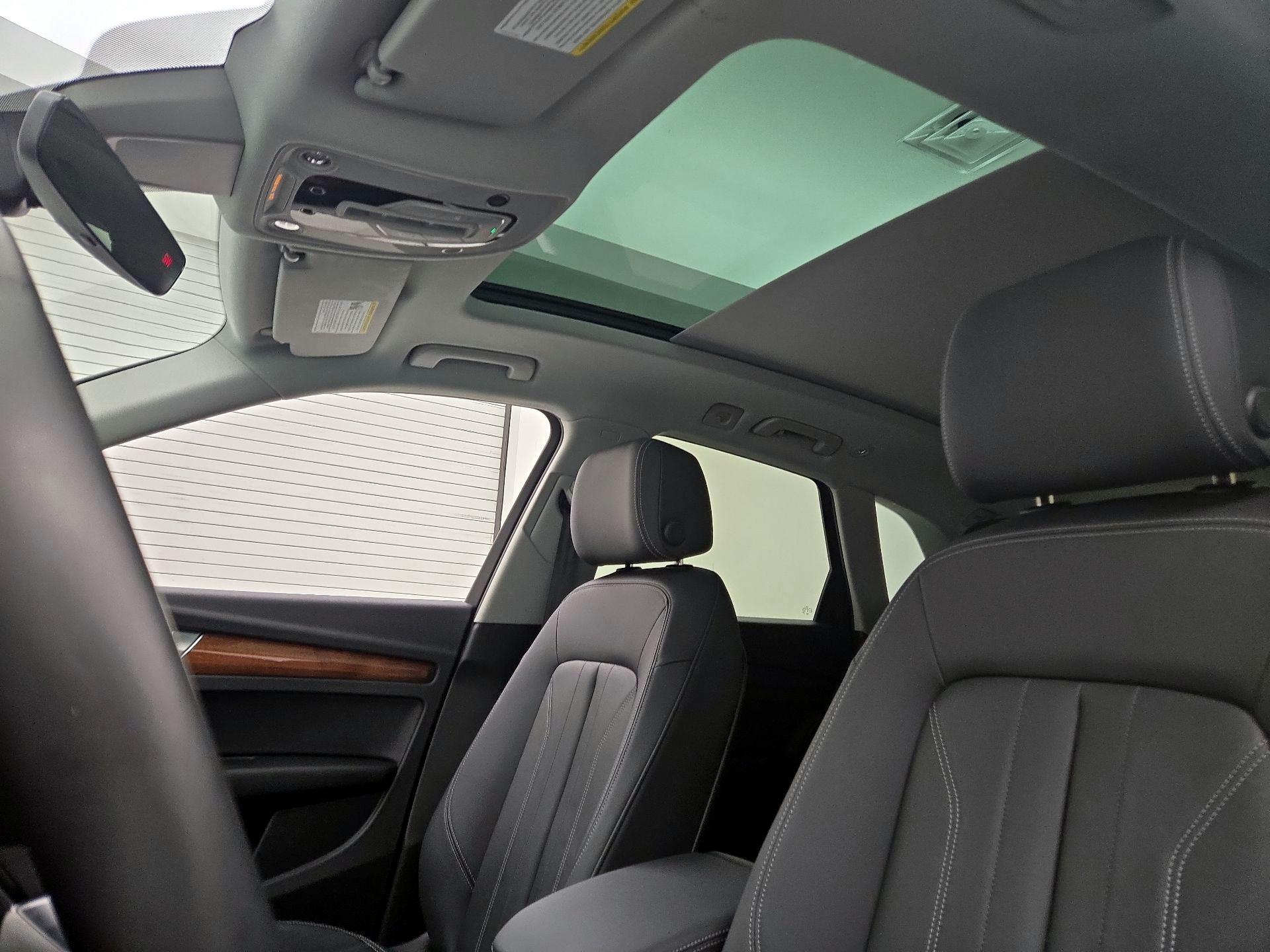 Thumbnail: 2023 Audi Q5 - 19