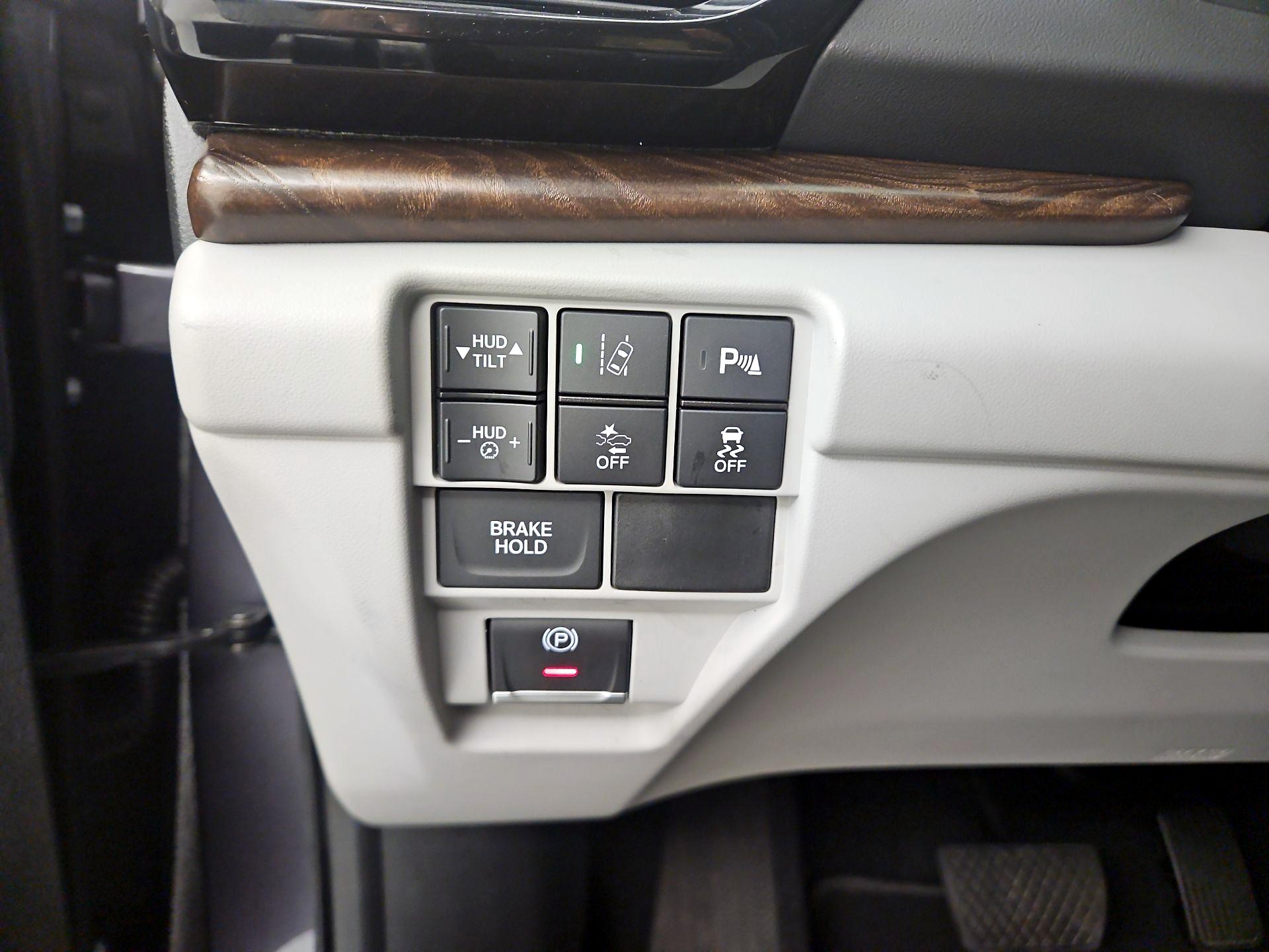 Thumbnail: 2021 Acura RDX - 13