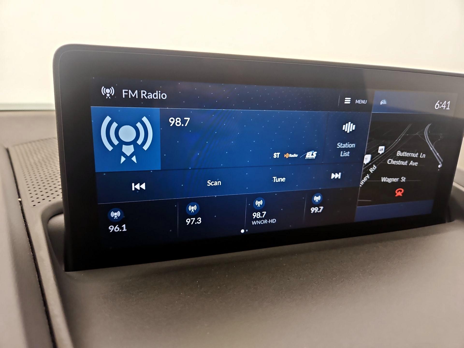 Thumbnail: 2021 Acura RDX - 16