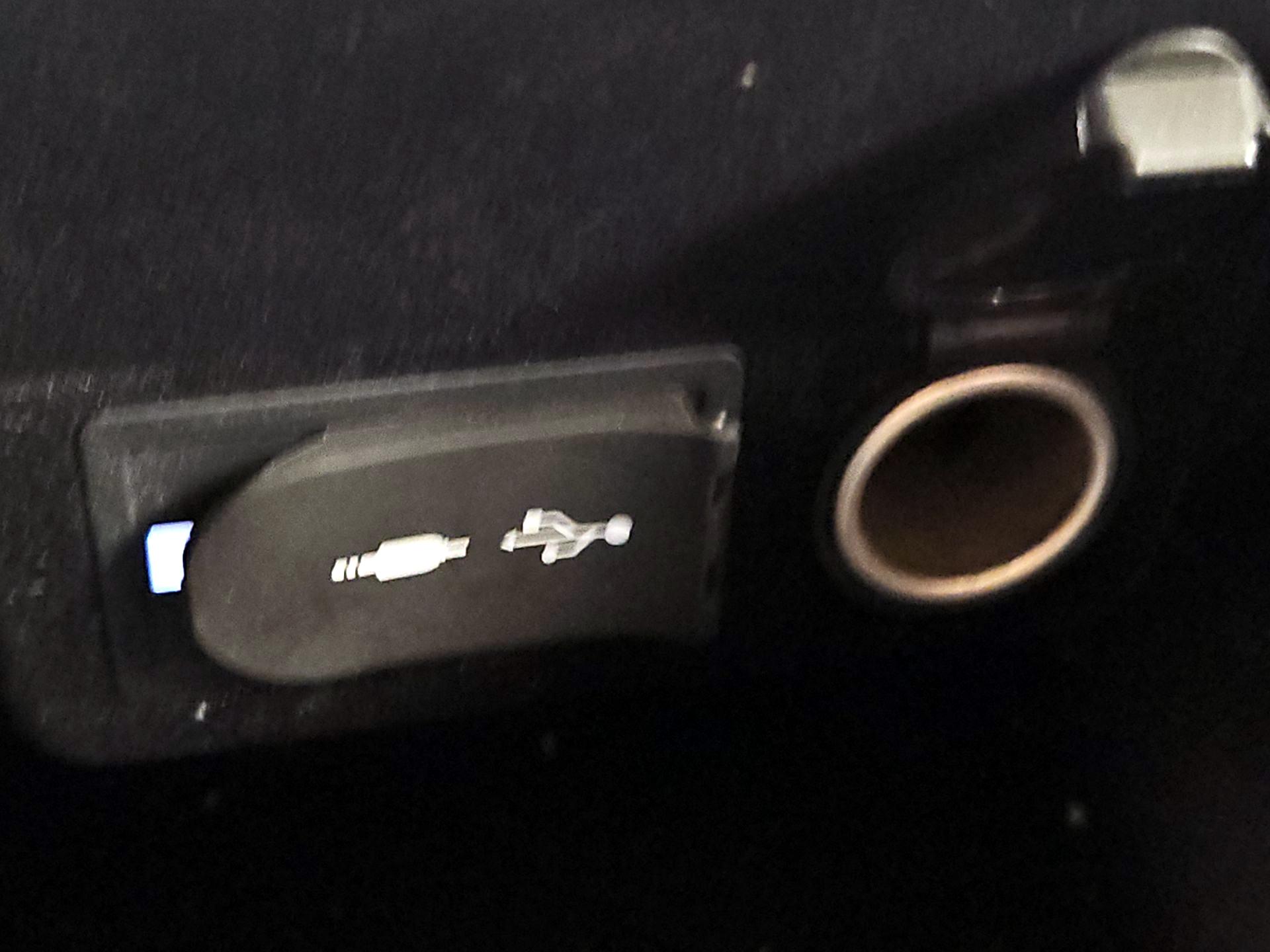 Thumbnail: 2015 Lexus NX - 18