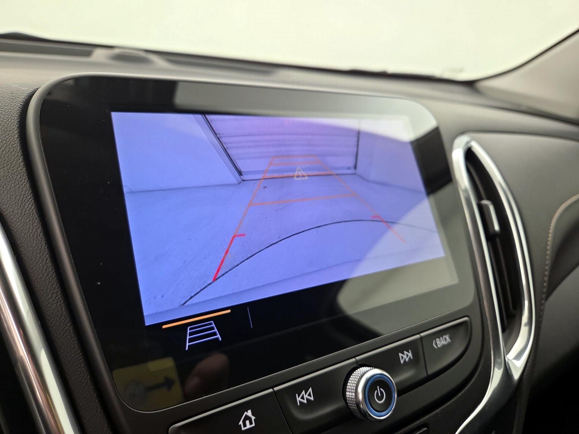 Thumbnail: 2020 Chevrolet Equinox - 14