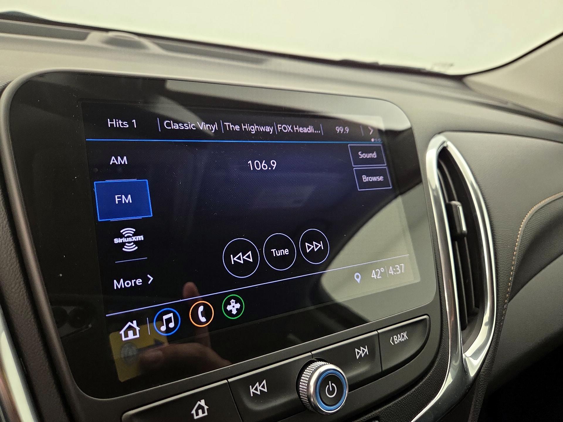 Thumbnail: 2020 Chevrolet Equinox - 15