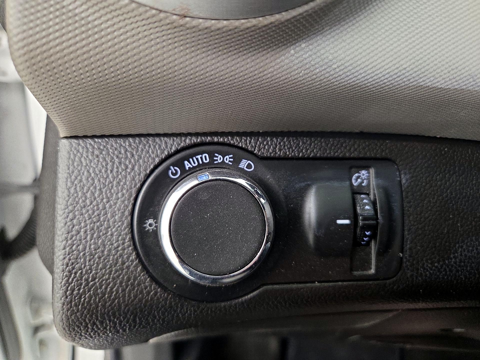 Thumbnail: 2020 Chevrolet Sonic - 13