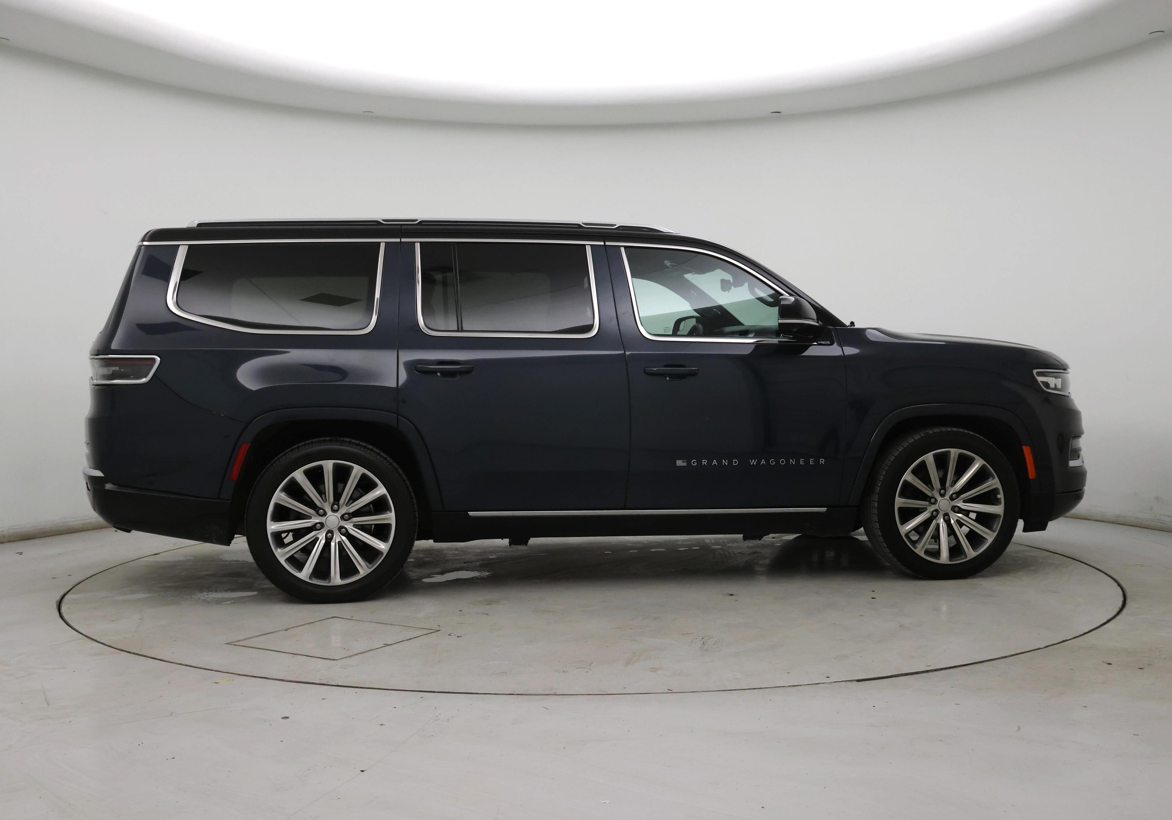 Thumbnail: 2023 Jeep Grand Wagoneer - 7