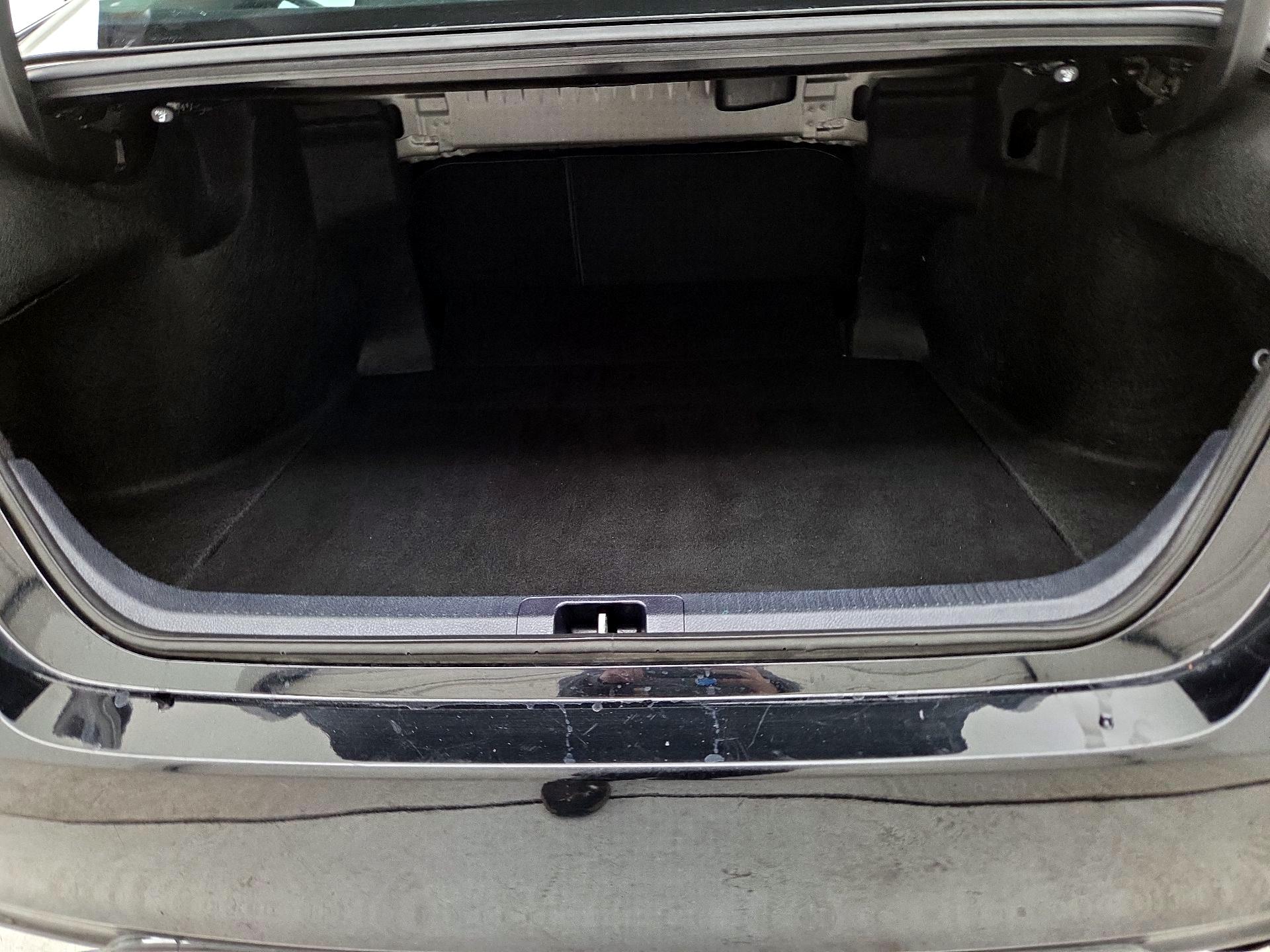 Thumbnail: 2023 Toyota Camry - 20