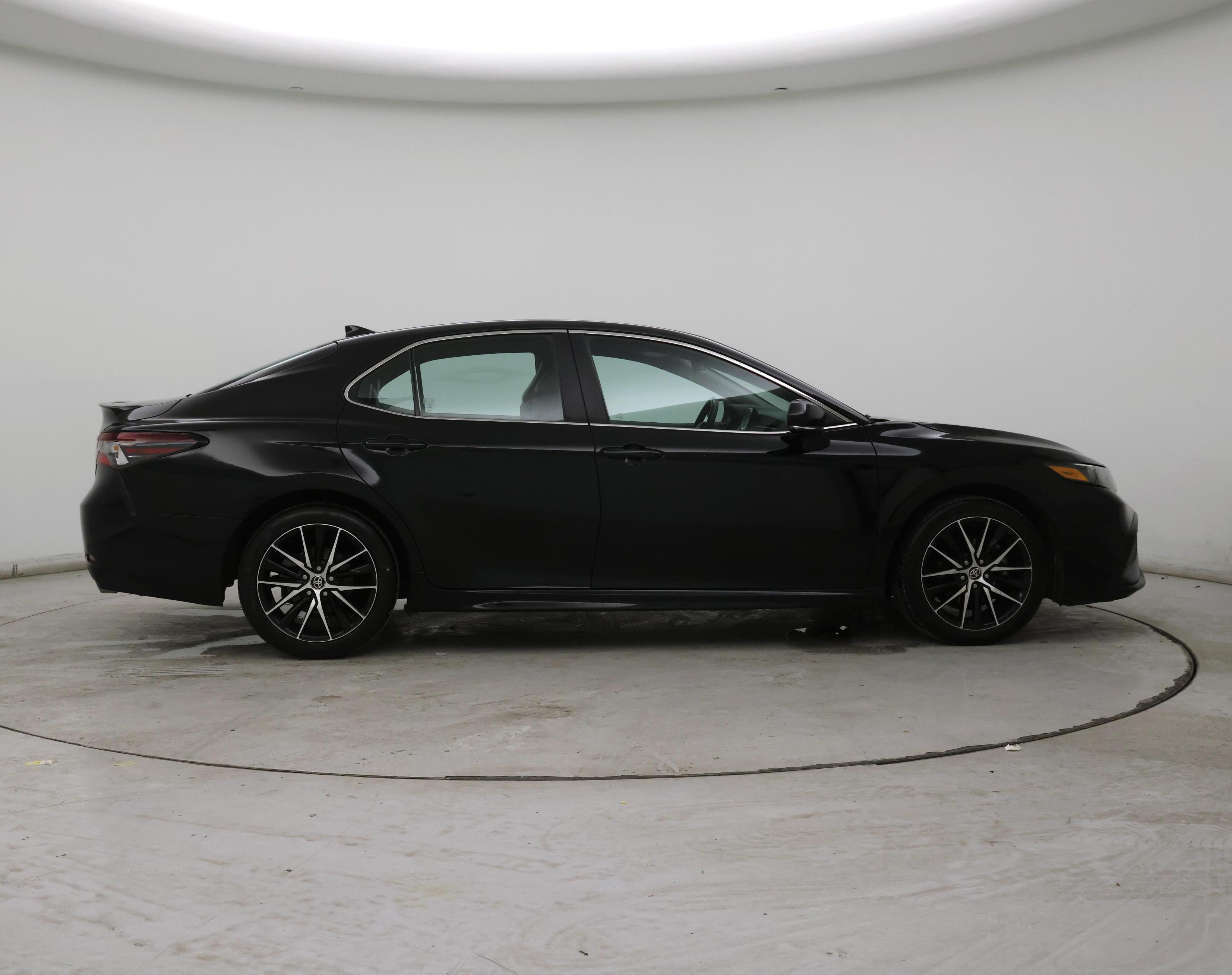 Thumbnail: 2023 Toyota Camry - 7