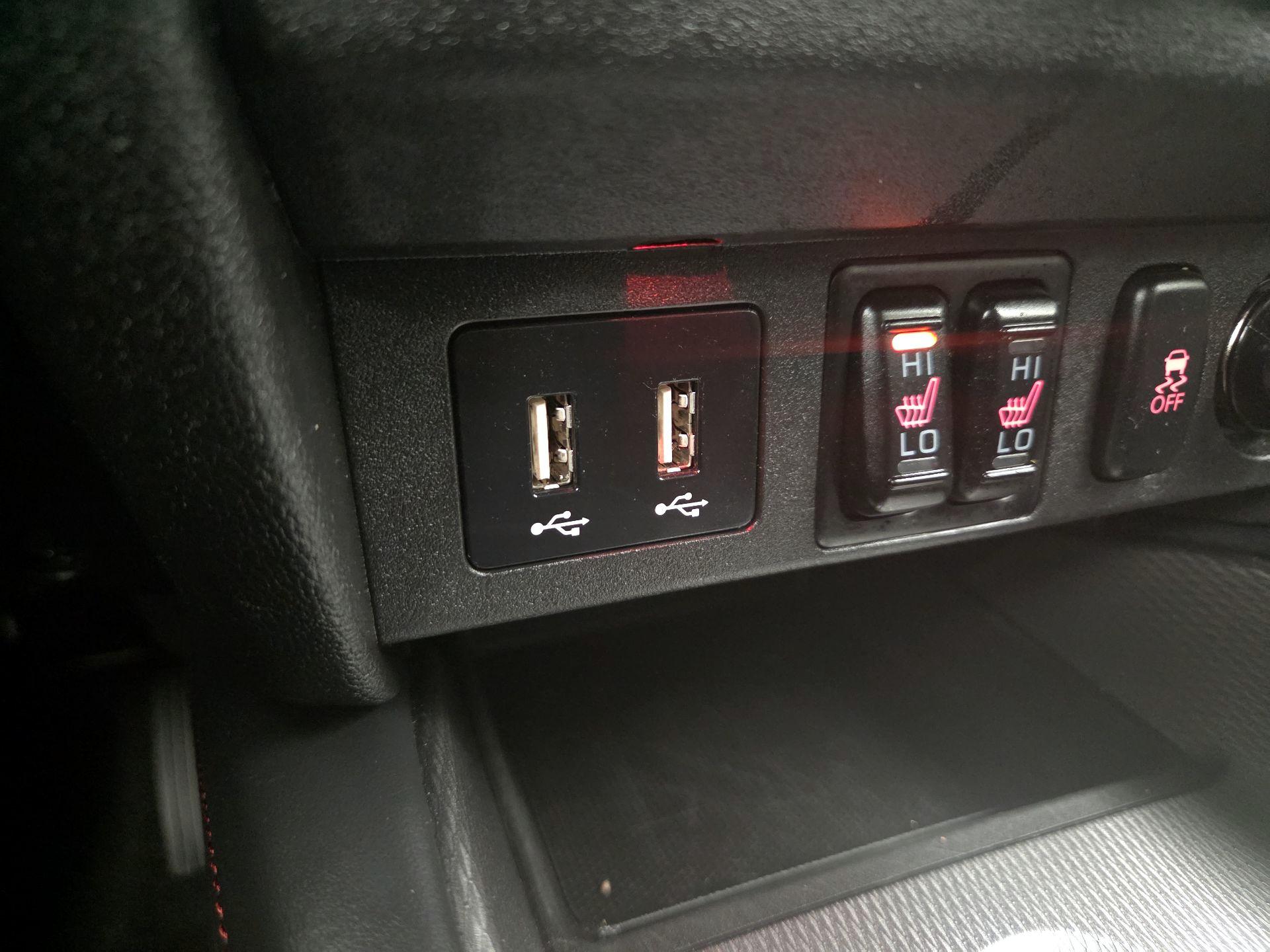 Thumbnail: 2024 Mitsubishi Outlander Sport - 18