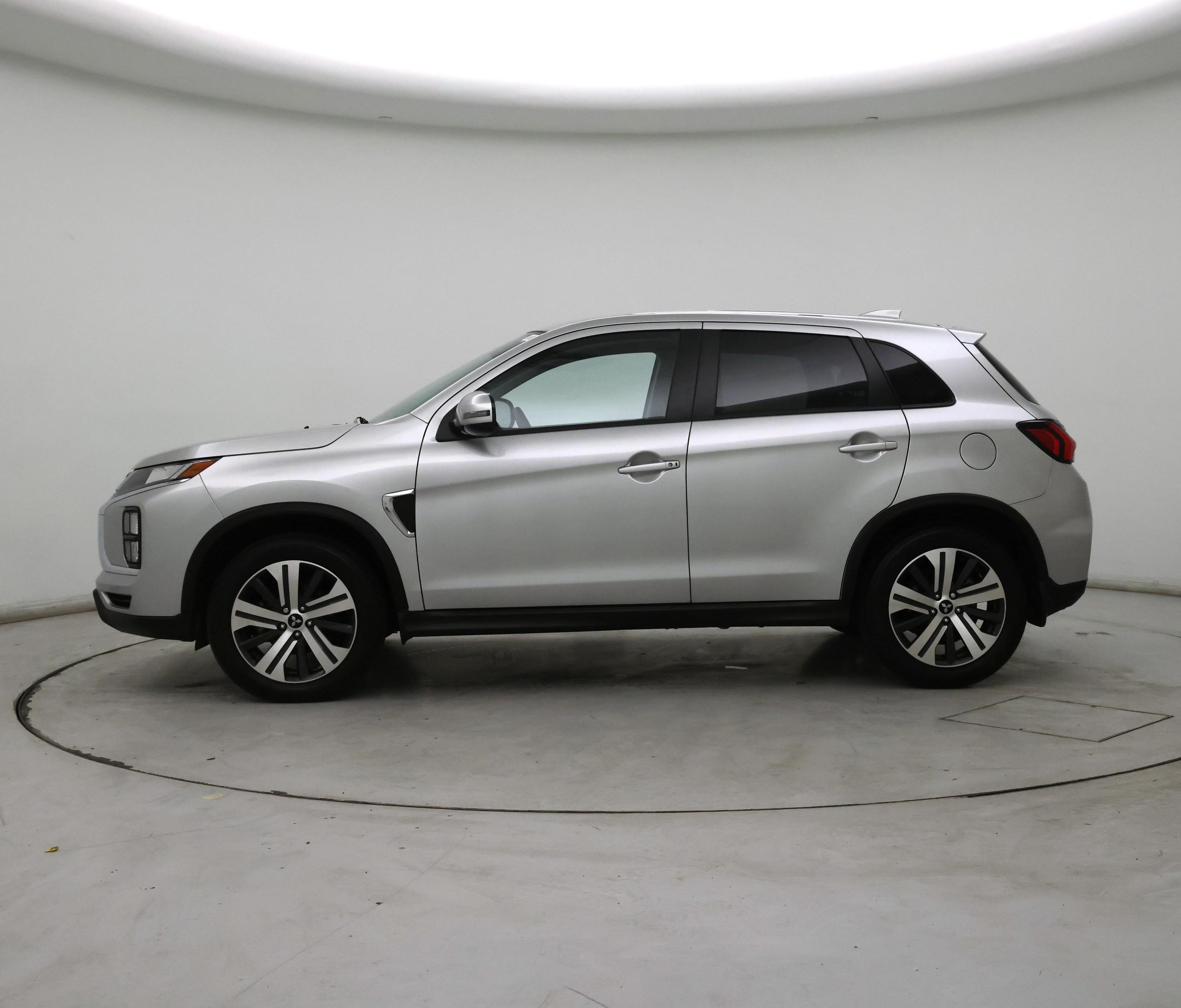 Thumbnail: 2024 Mitsubishi Outlander Sport - 3