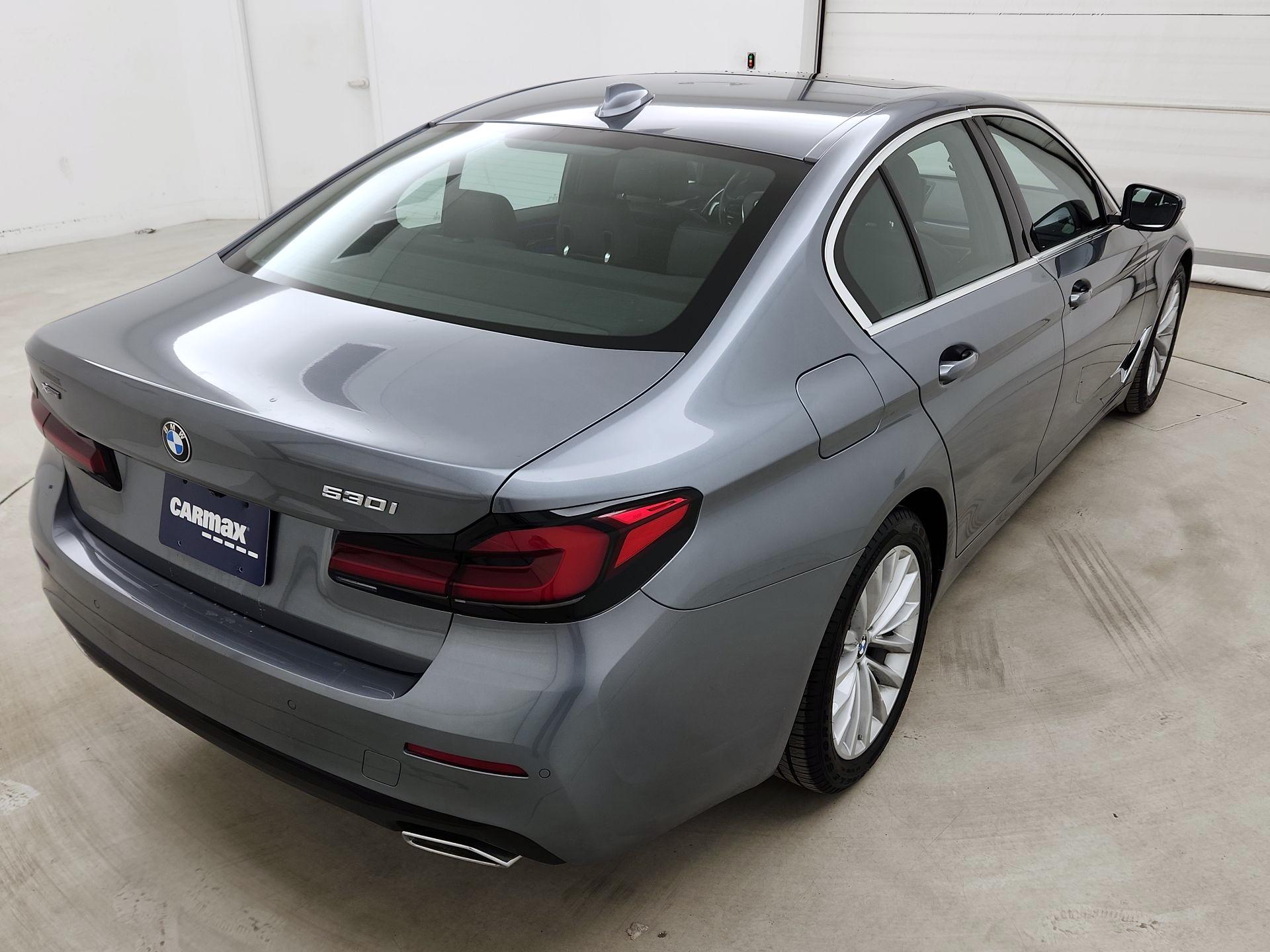 Thumbnail: 2022 BMW 5 Series - 5