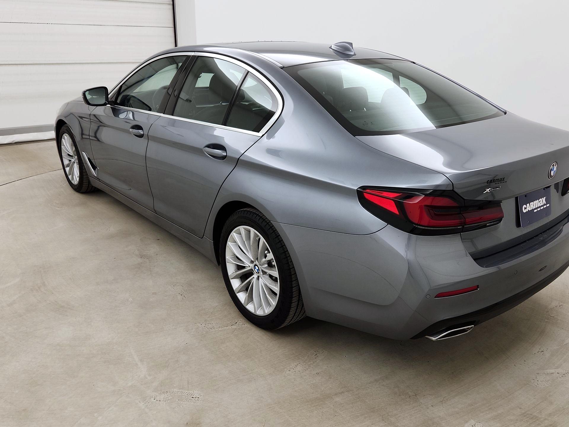 Thumbnail: 2022 BMW 5 Series - 7