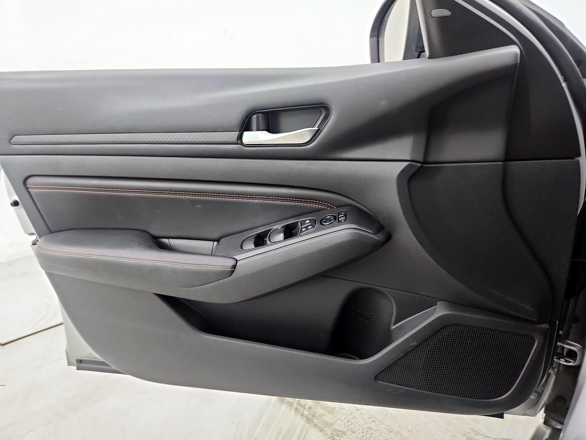 Thumbnail: 2022 Nissan Altima - 12