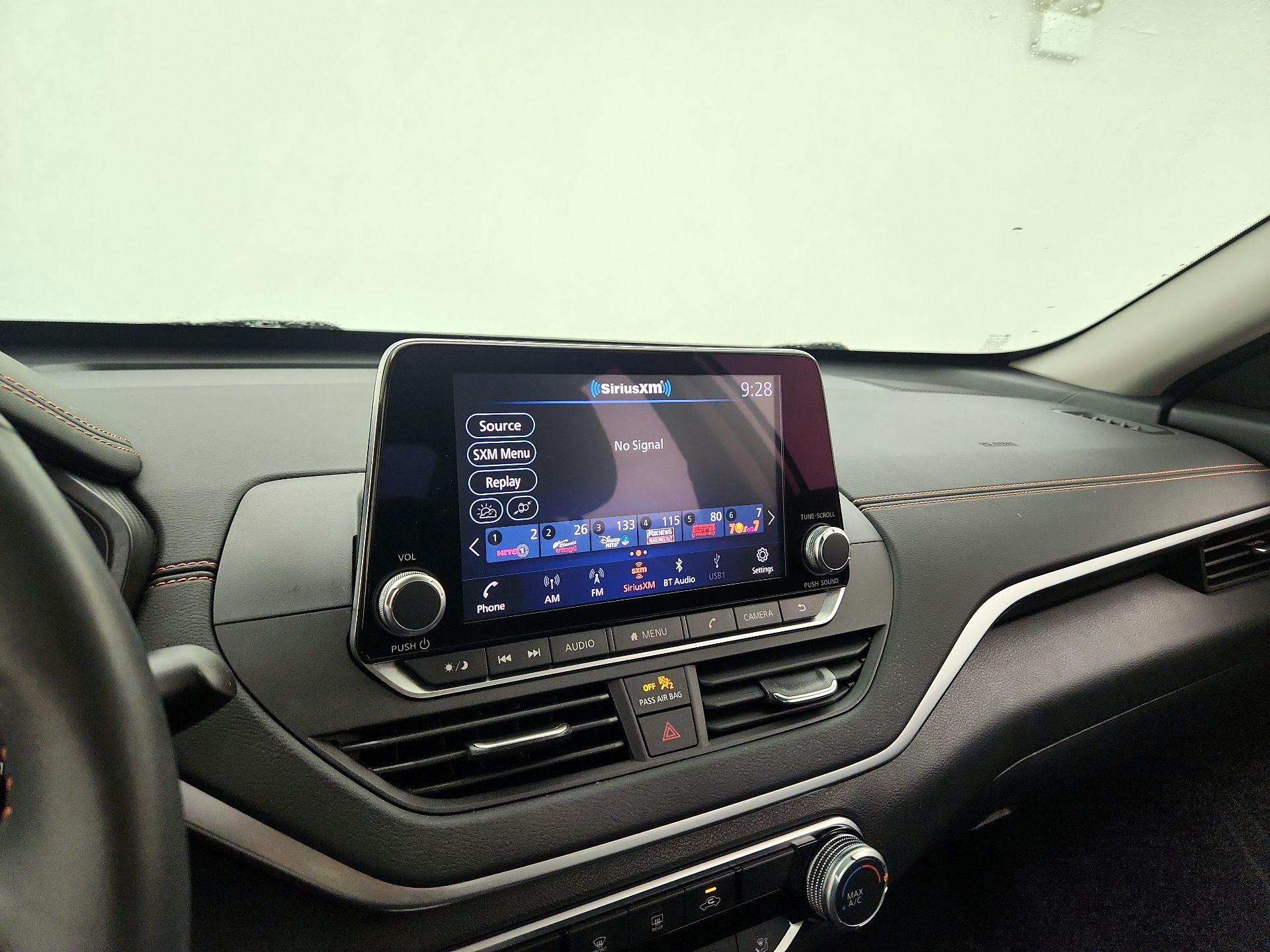 Thumbnail: 2022 Nissan Altima - 15